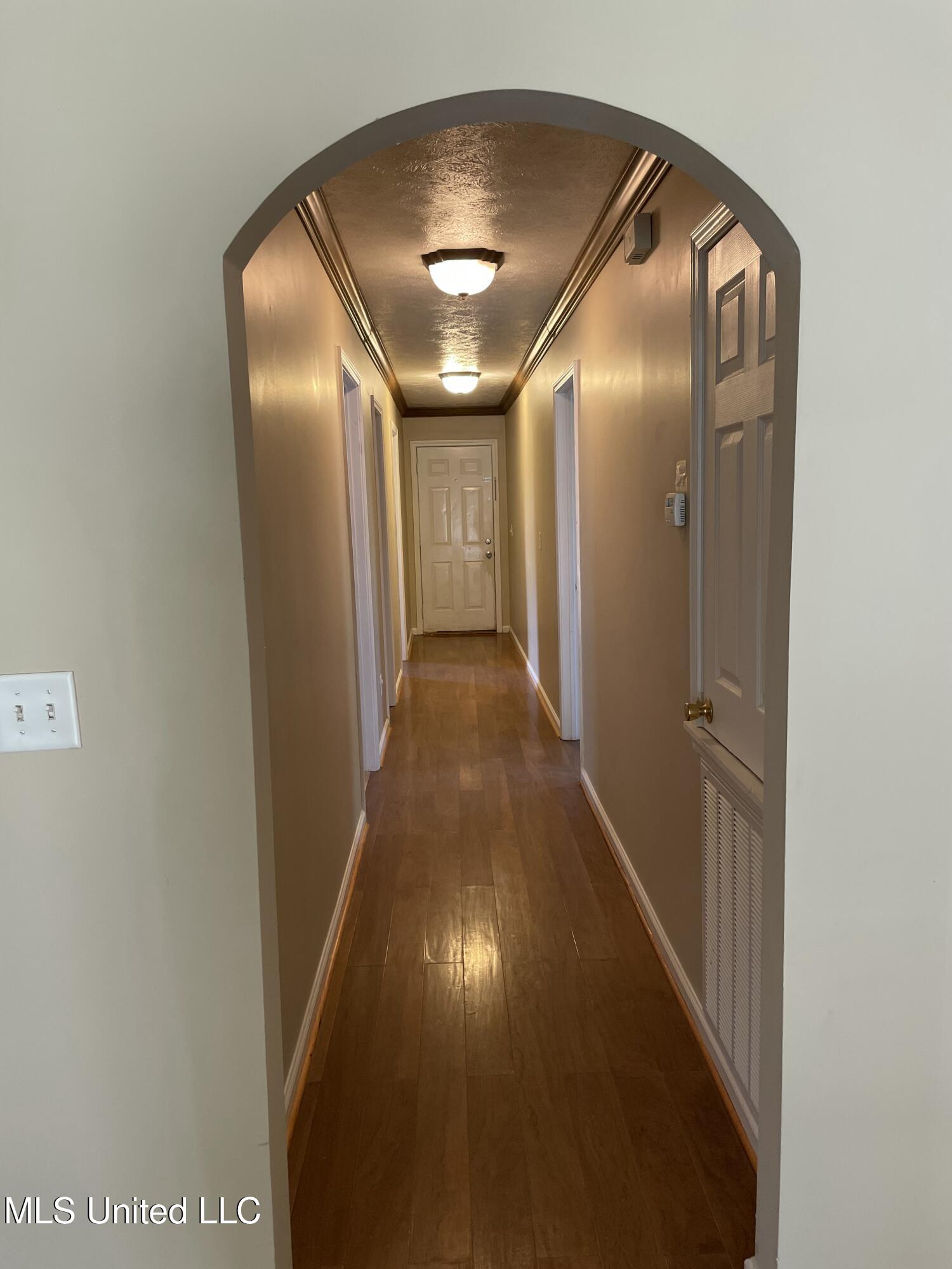112 Ashwood Drive Property Photo 16