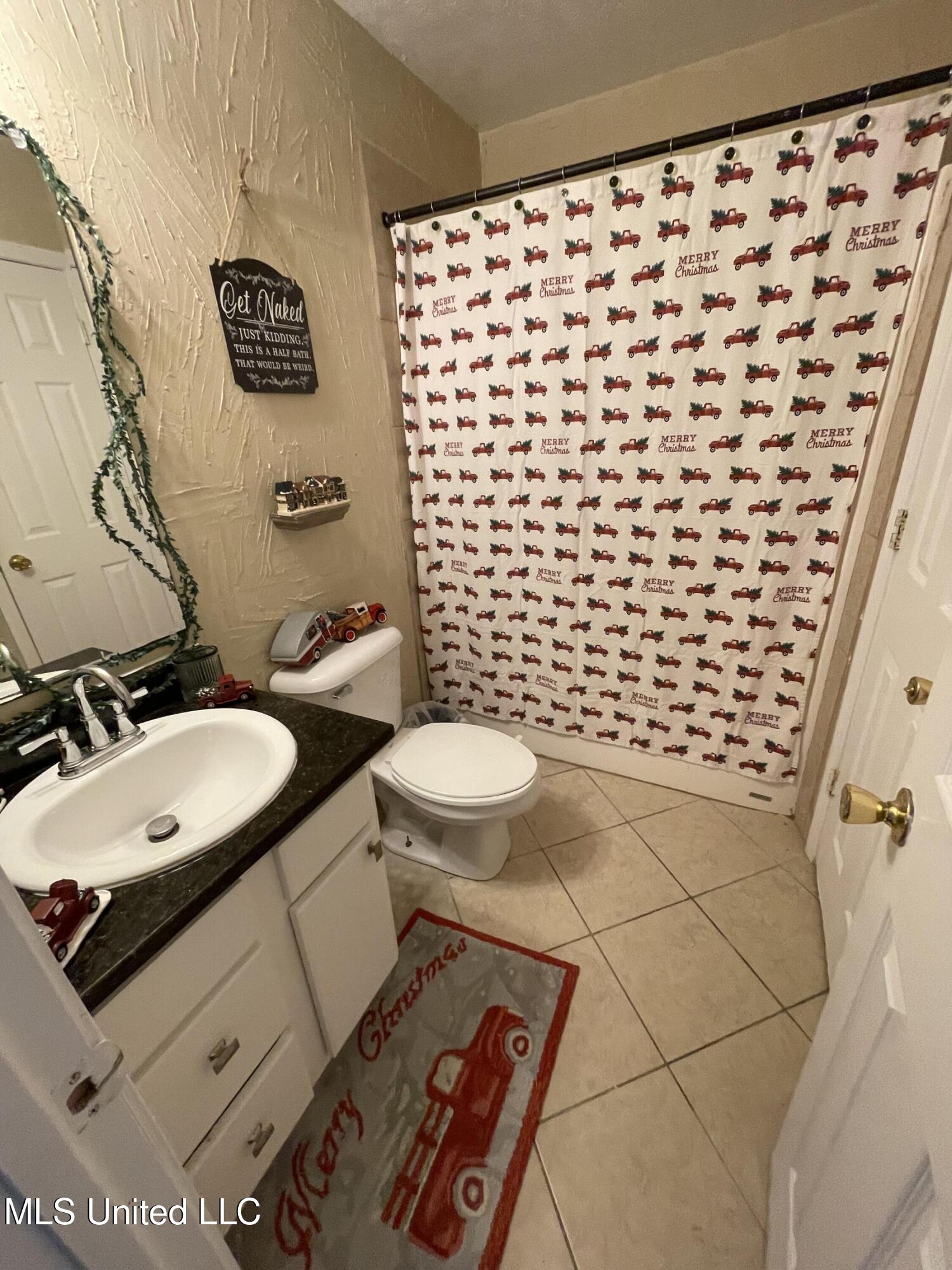 112 Ashwood Drive Property Photo 18