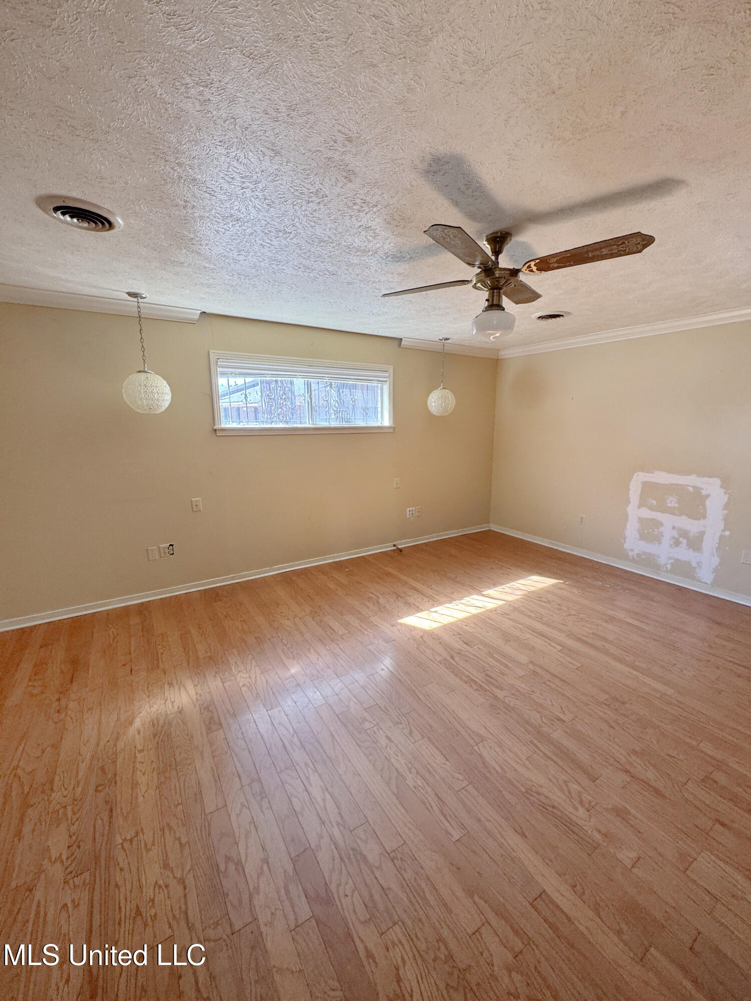 980 Royal Oak Drive Property Photo 23