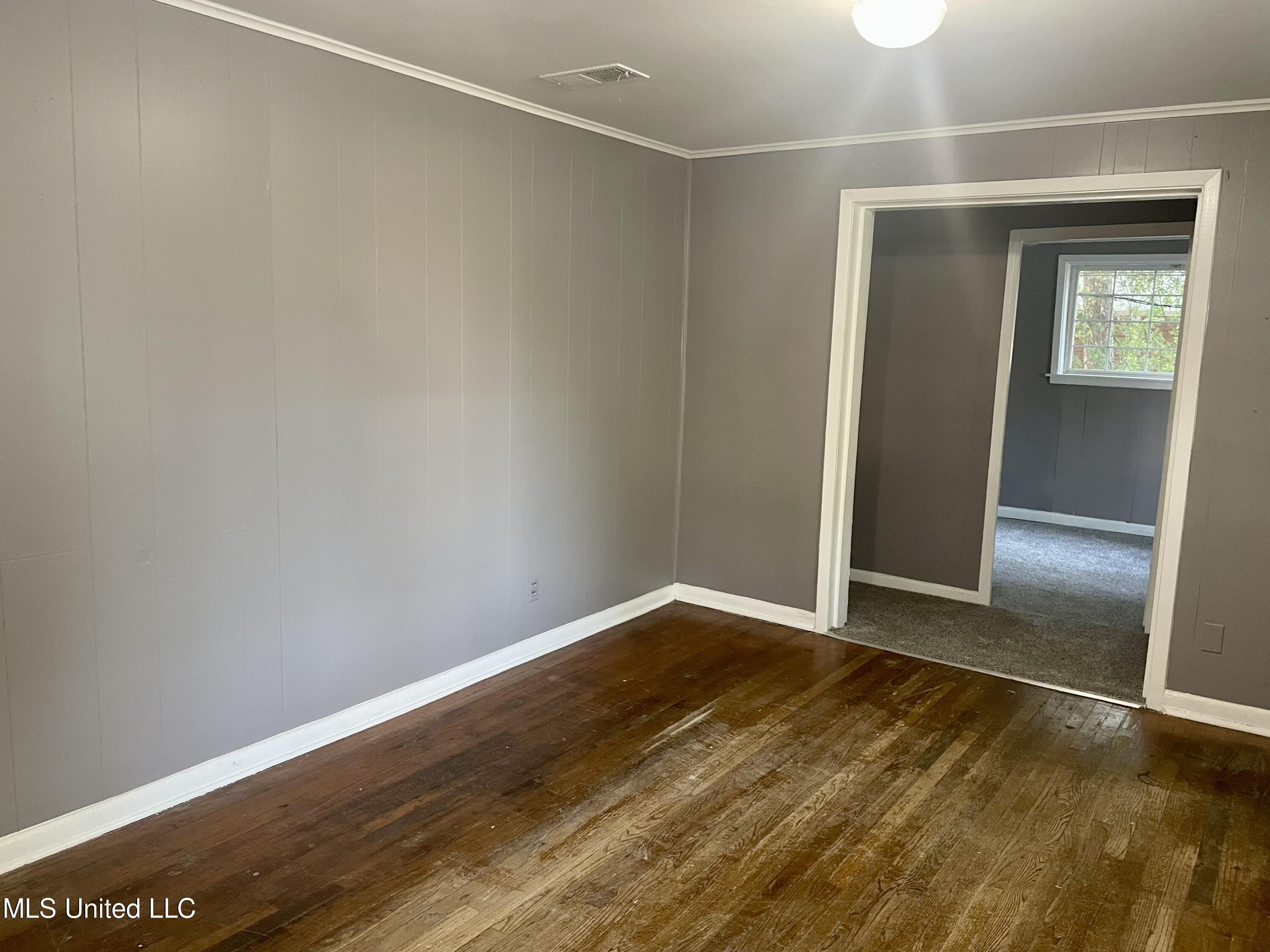 1235 Jacks Avenue Property Photo 3