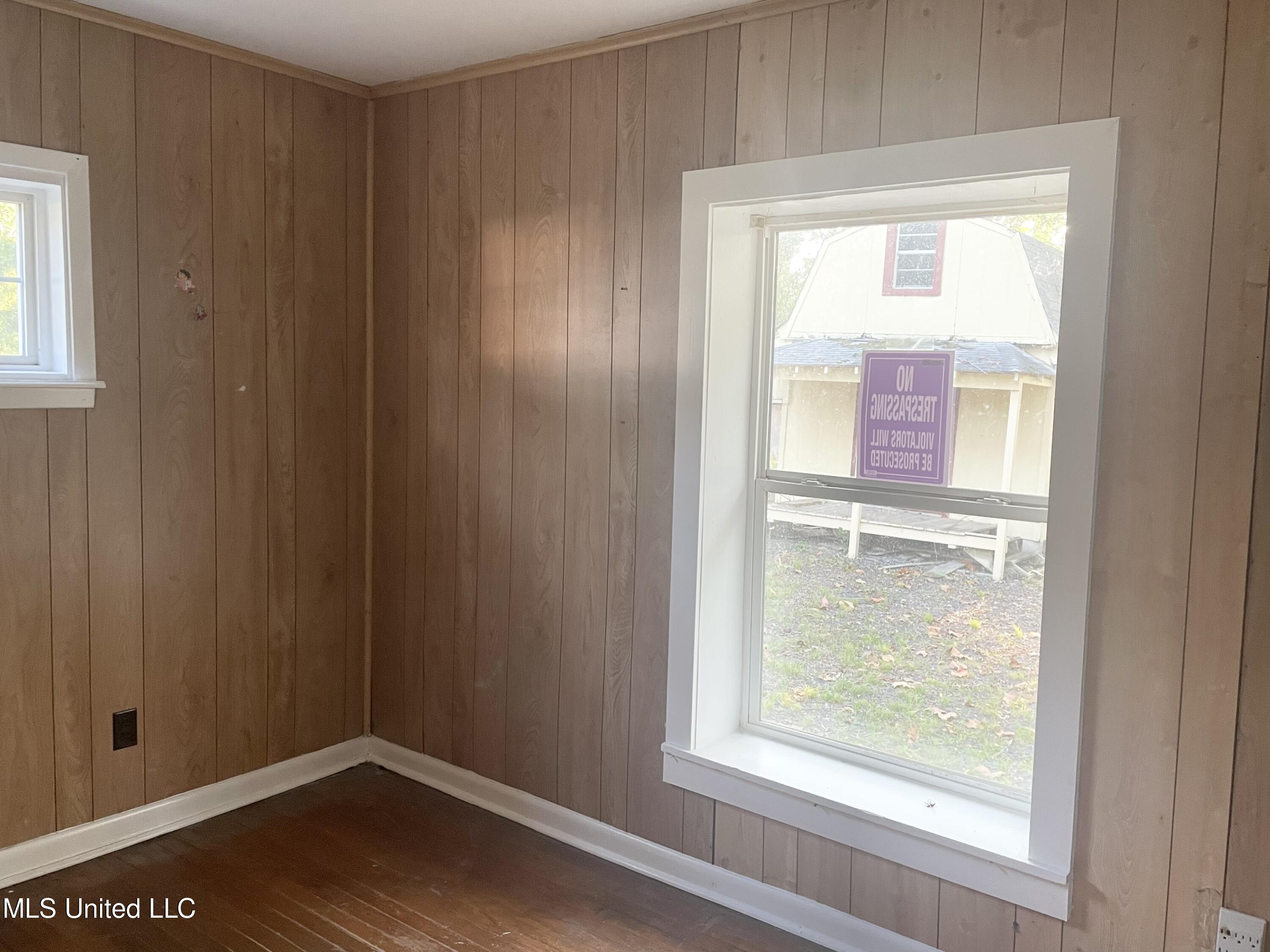 1235 Jacks Avenue Property Photo 14