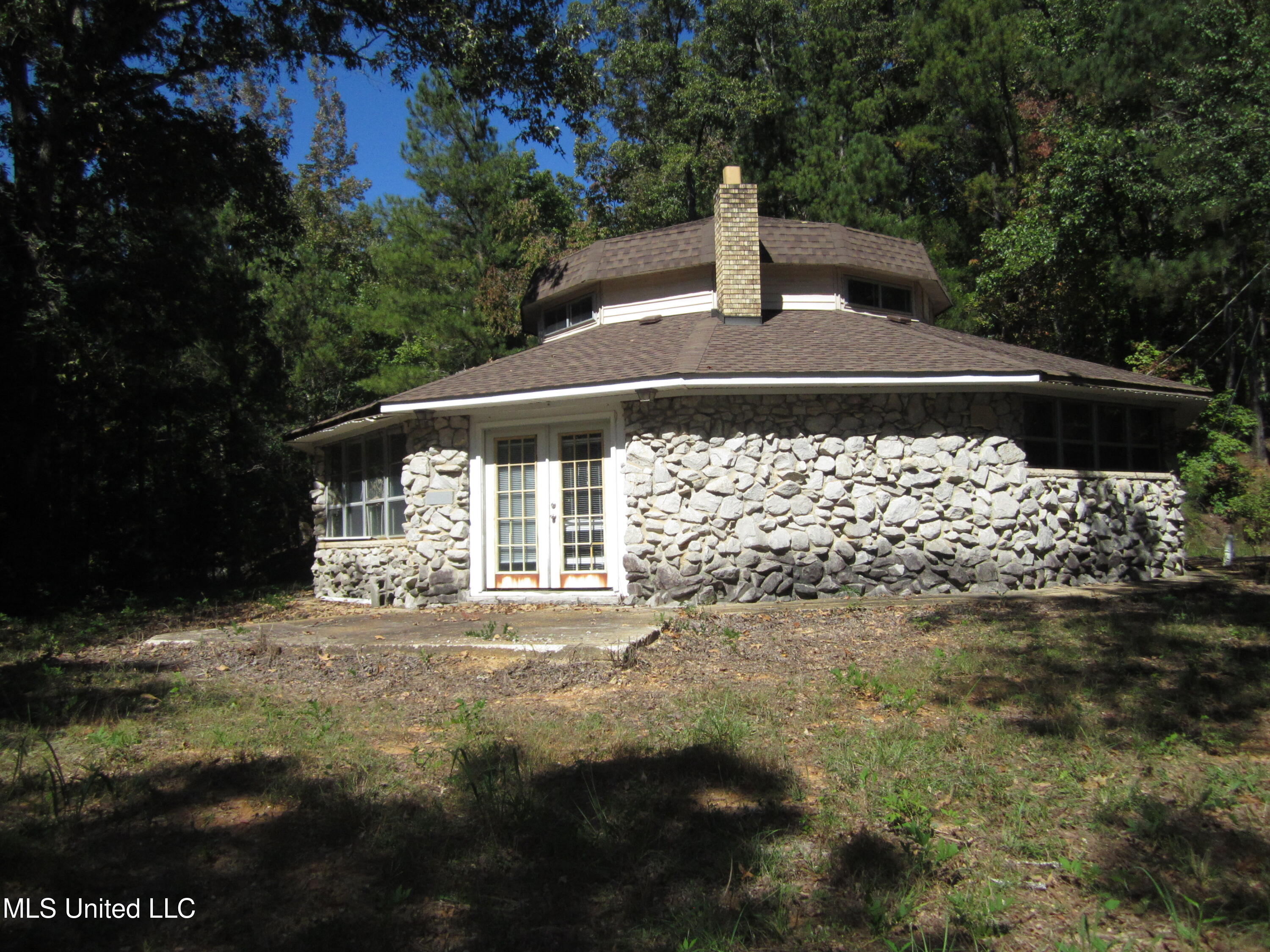1934 Blue Ridge Road Property Photo 1