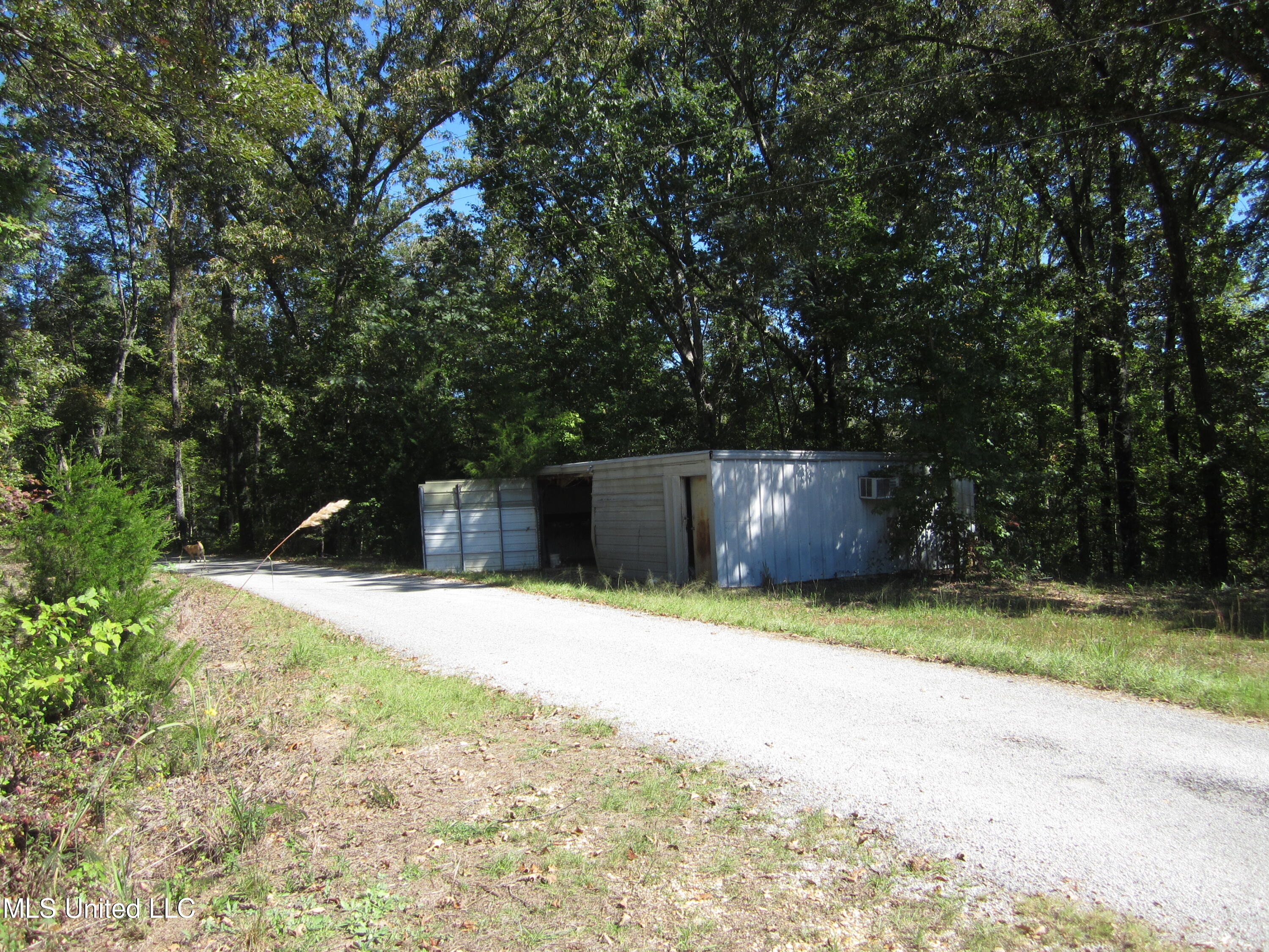 1934 Blue Ridge Road Property Photo 4