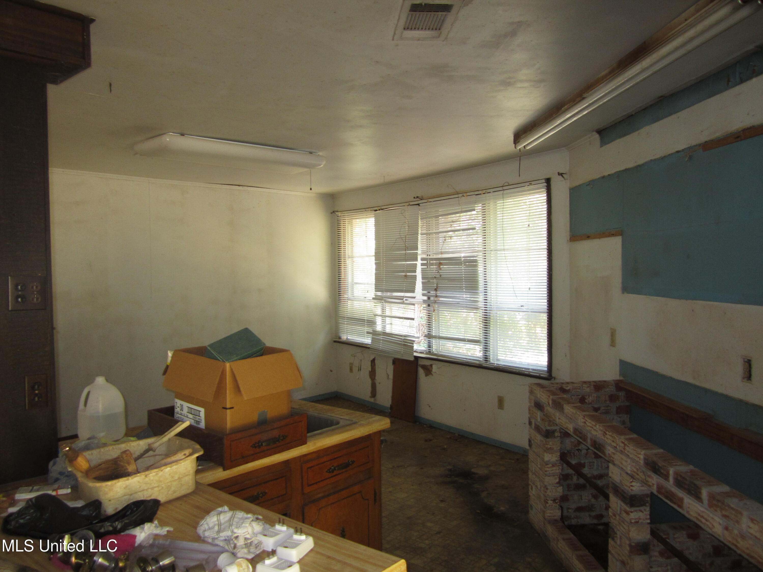 1934 Blue Ridge Road Property Photo 9