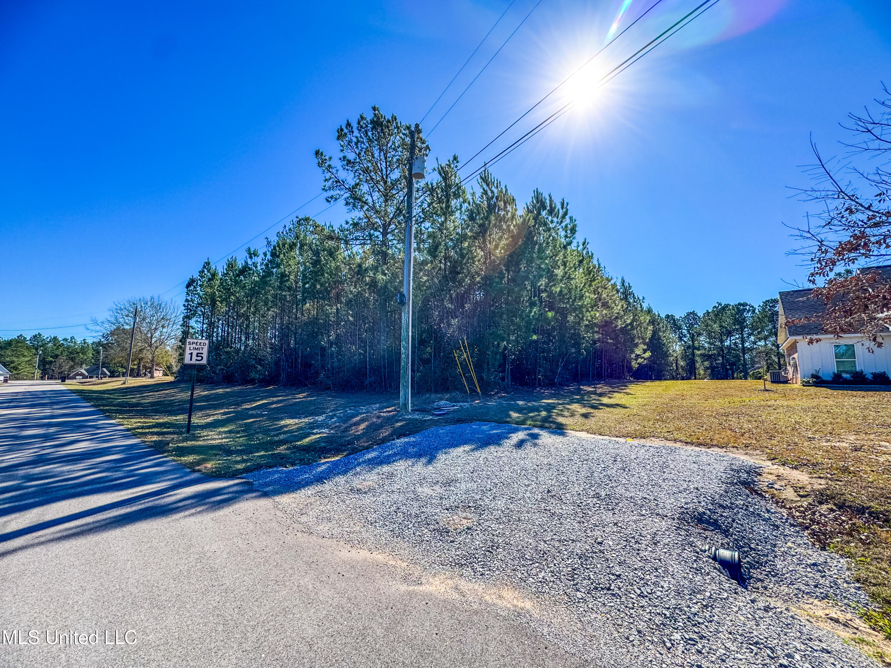 Dill Road Property Photo 2