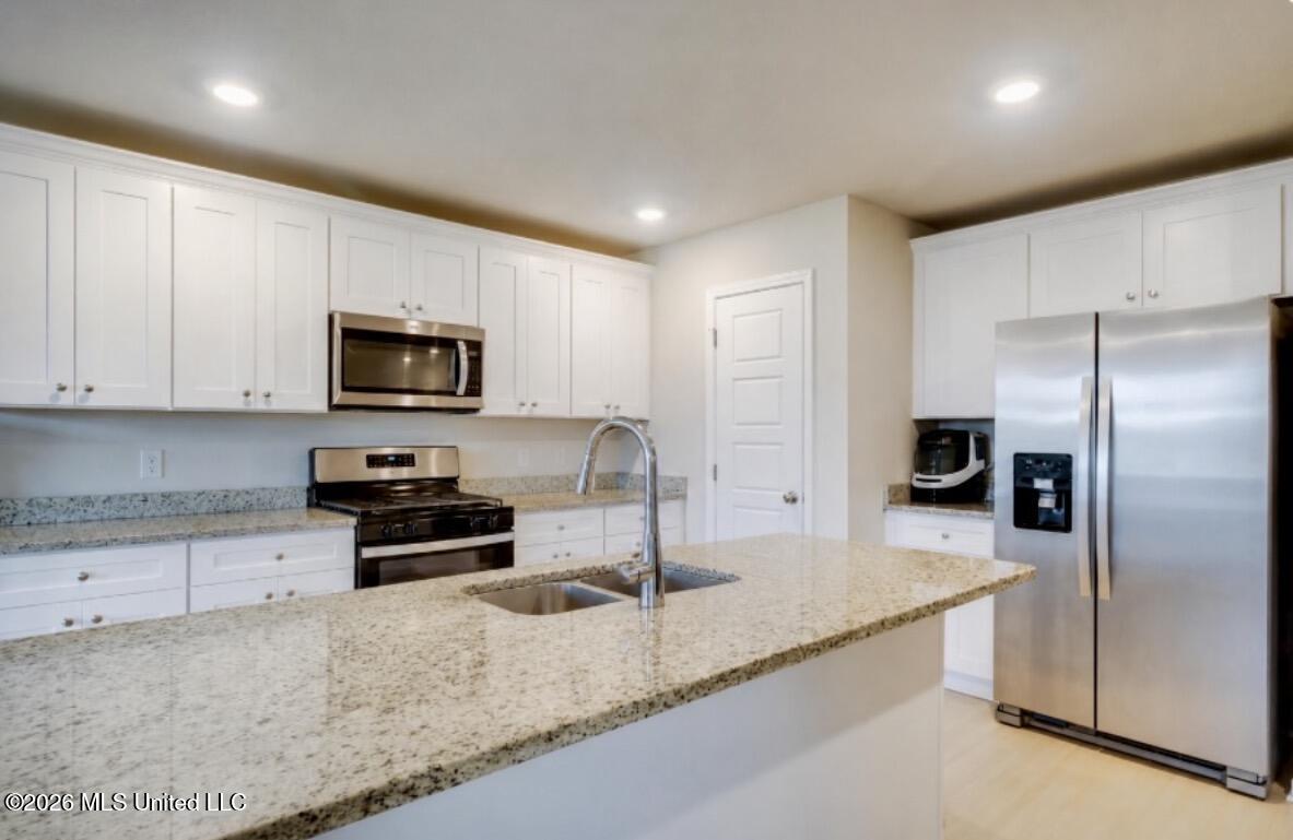 1021 Enclave Circle Property Photo 8
