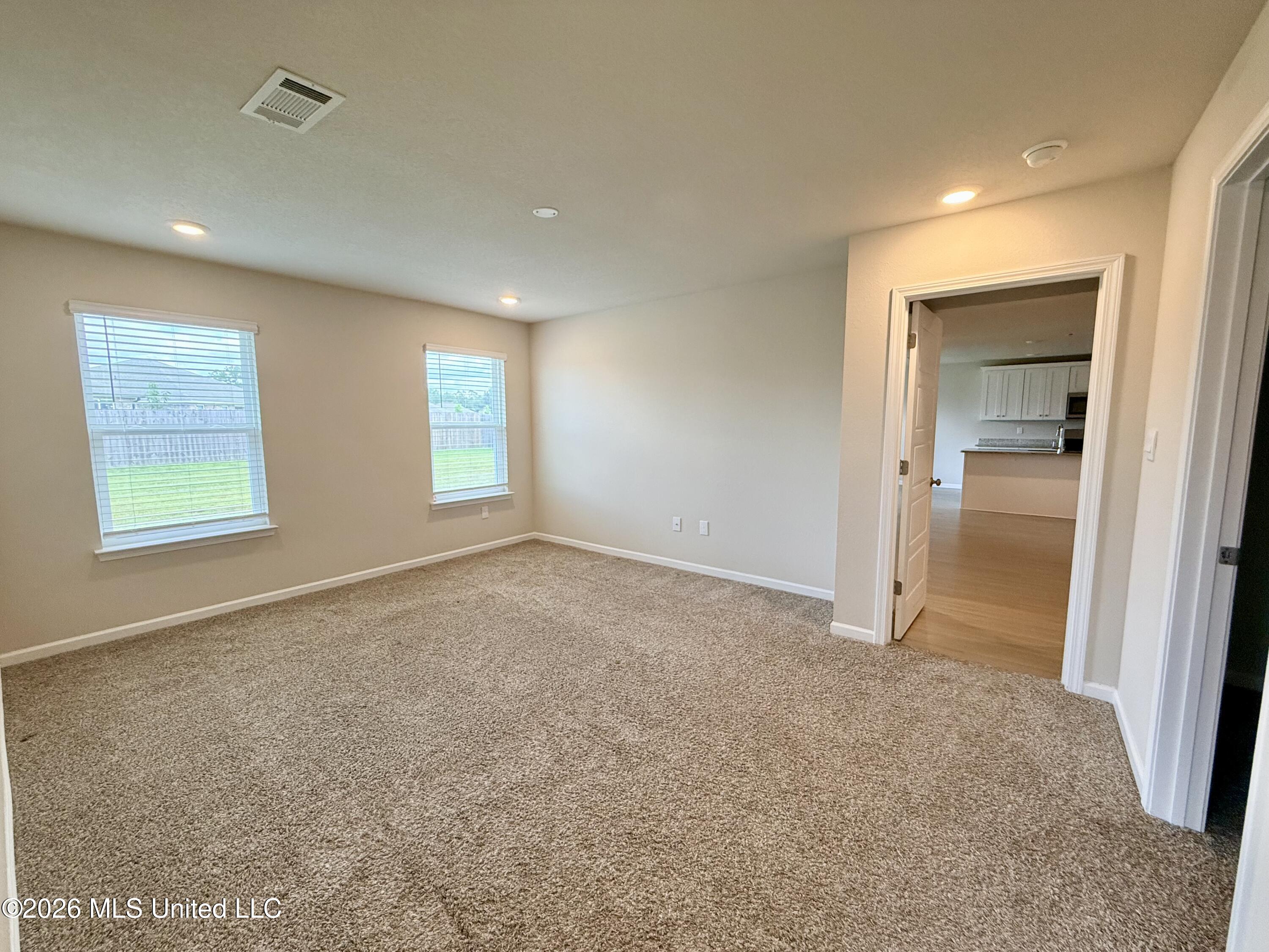 1021 Enclave Circle Property Photo 10