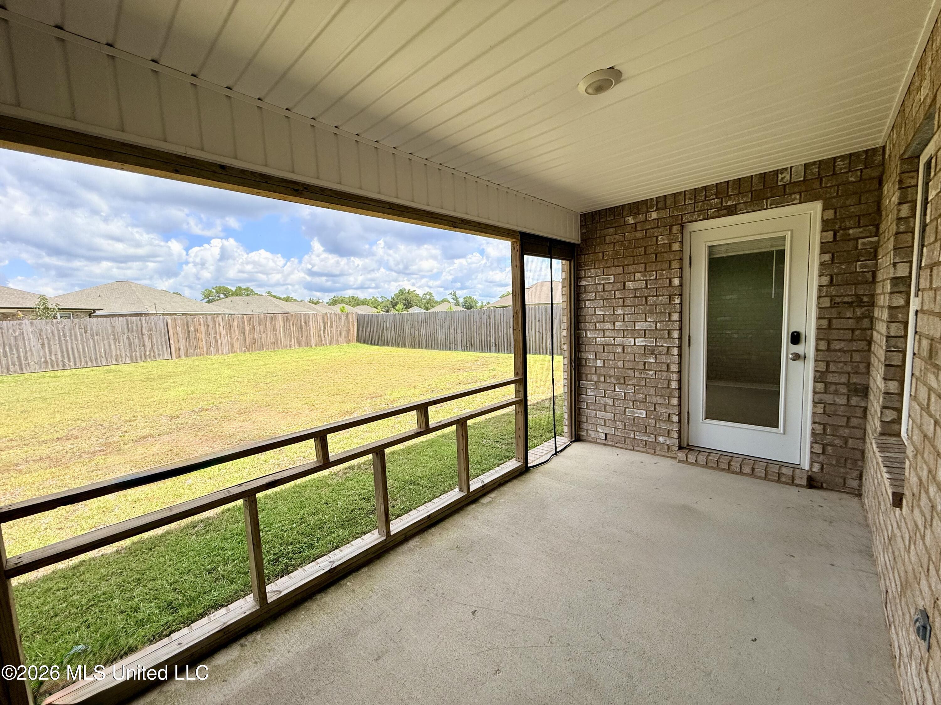1021 Enclave Circle Property Photo 22