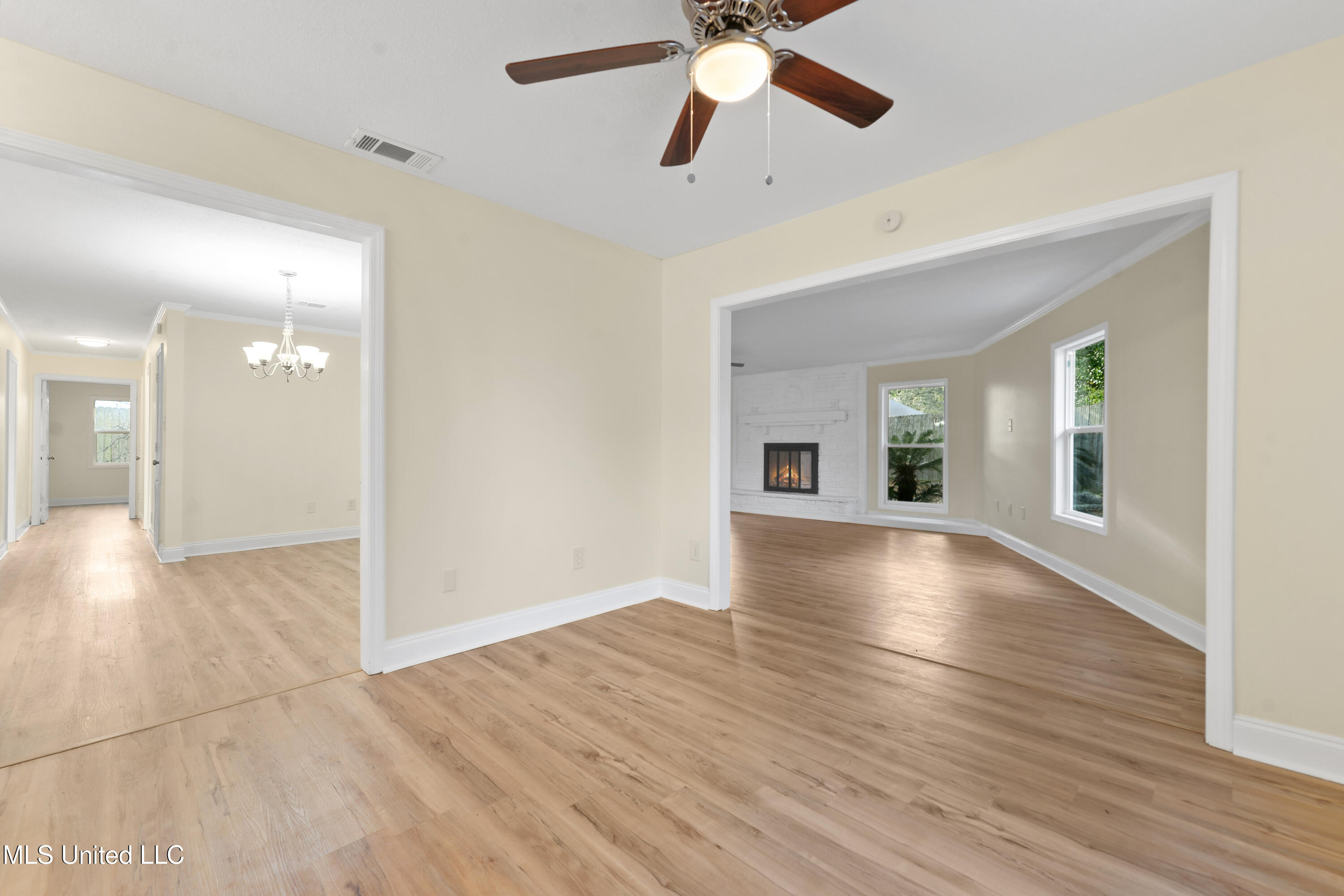 122 Carroll Avenue Property Photo 16