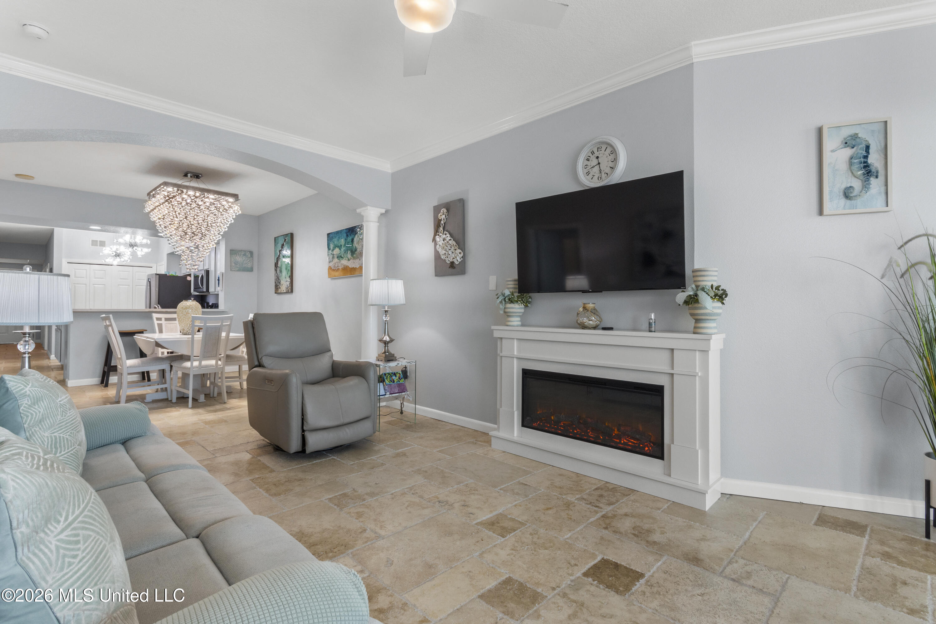 2228 Beach Drive Property Photo 4
