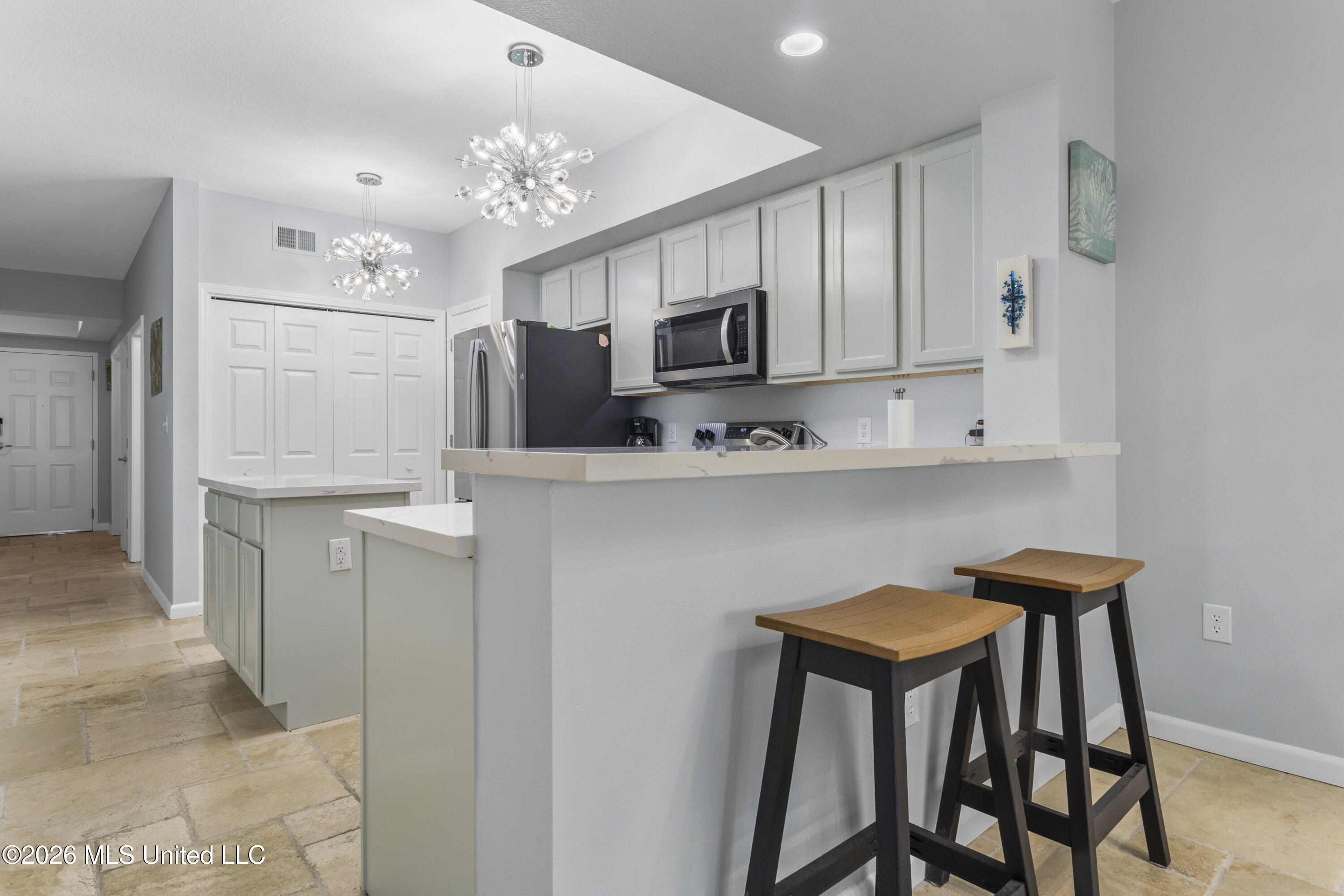 2228 Beach Drive Property Photo 6