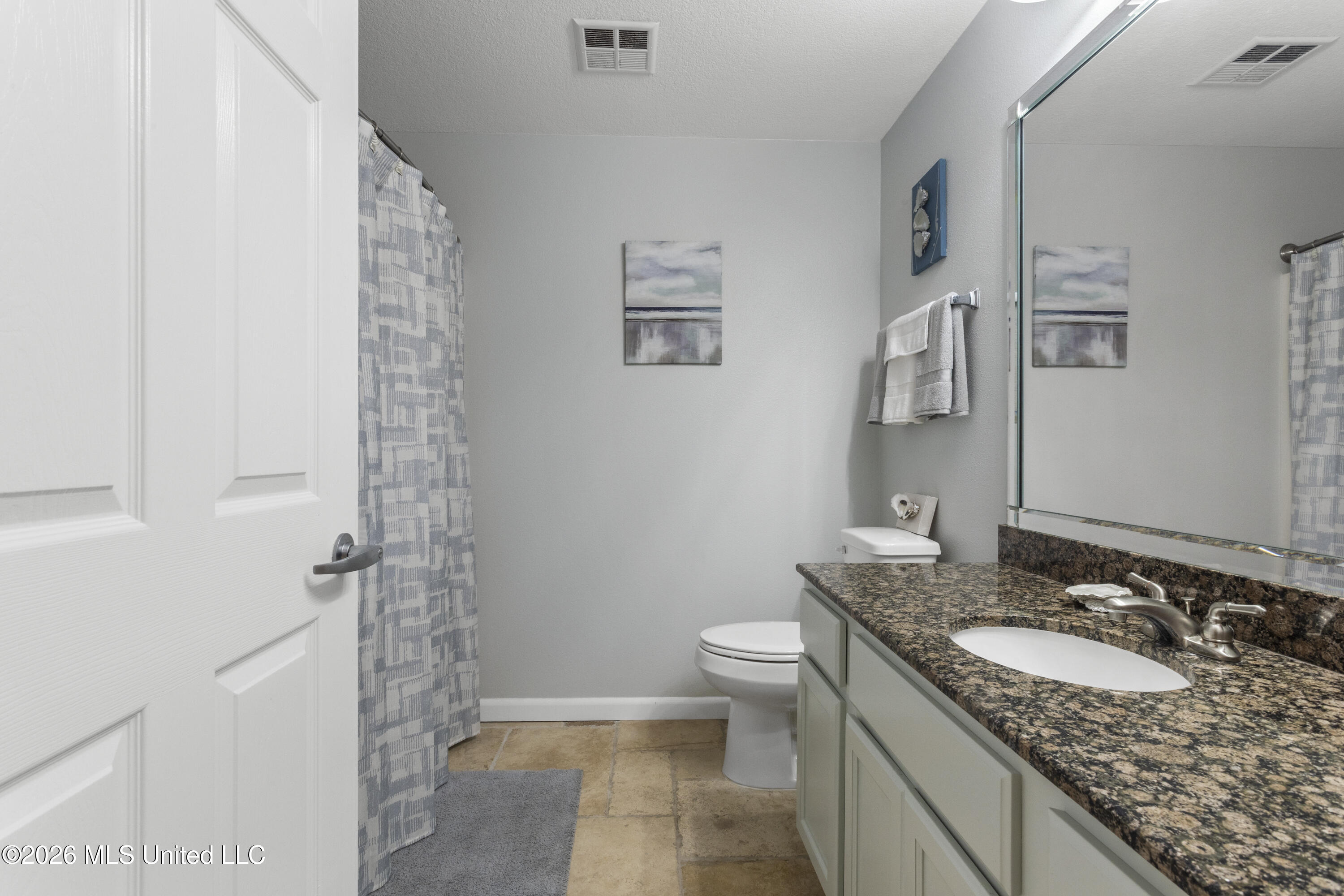2228 Beach Drive Property Photo 26