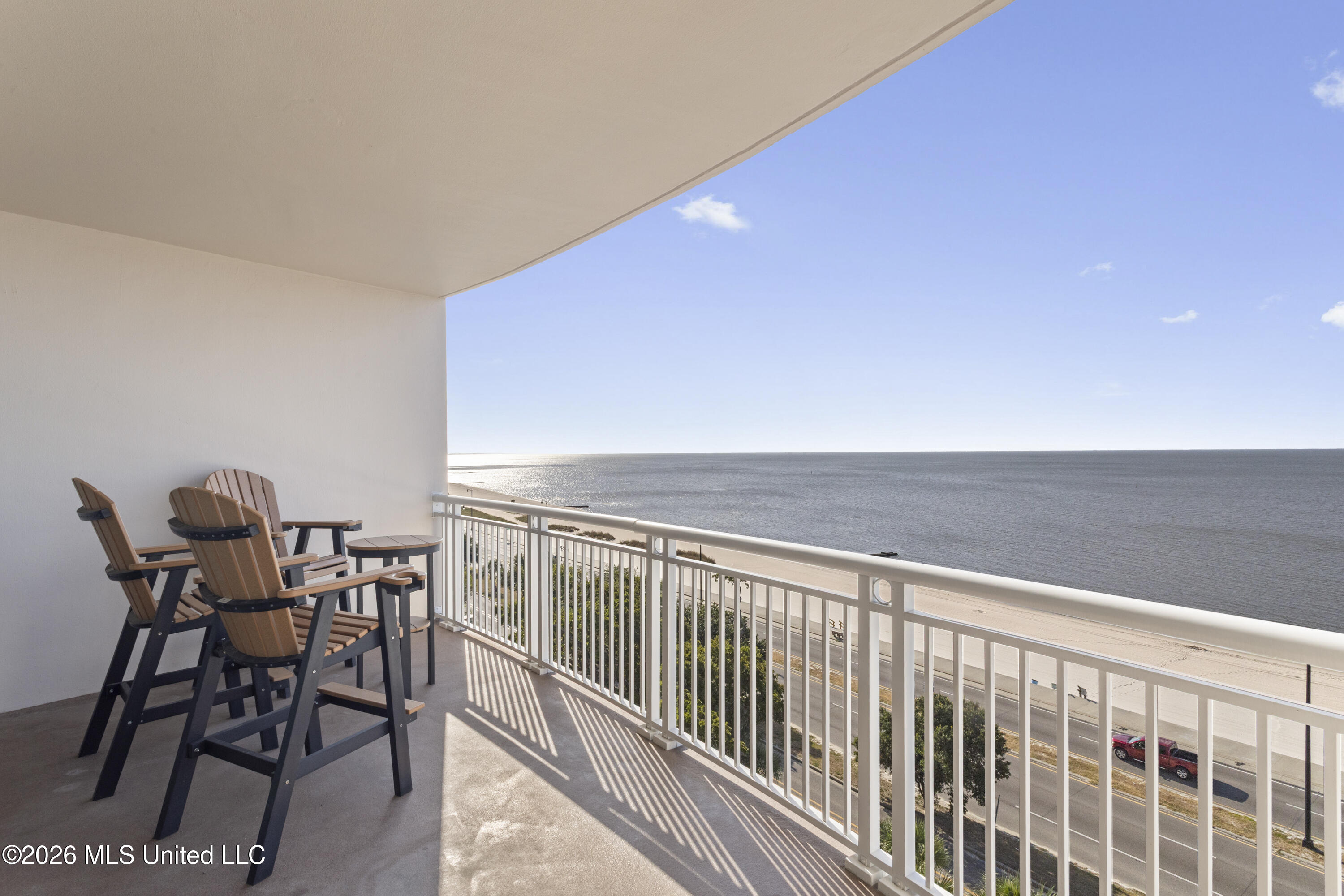 2228 Beach Drive Property Photo 32