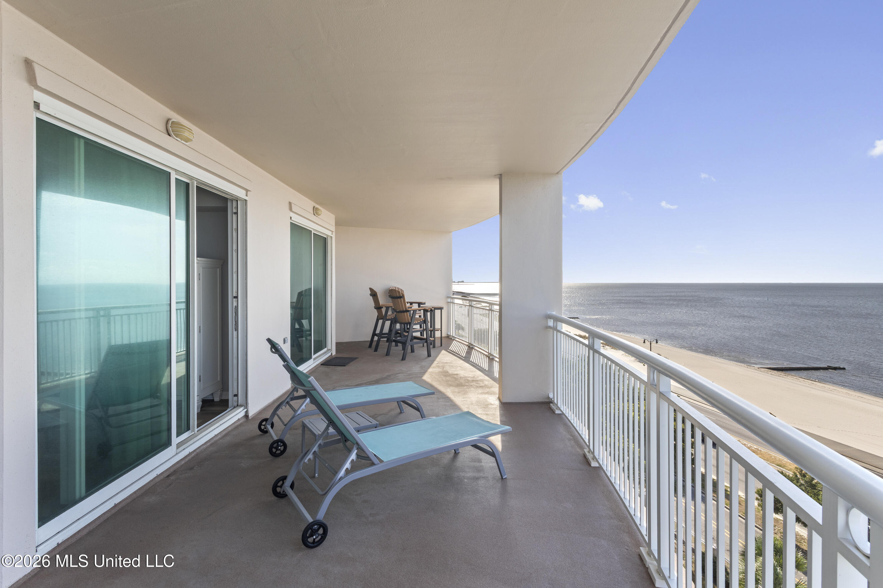 2228 Beach Drive Property Photo 34
