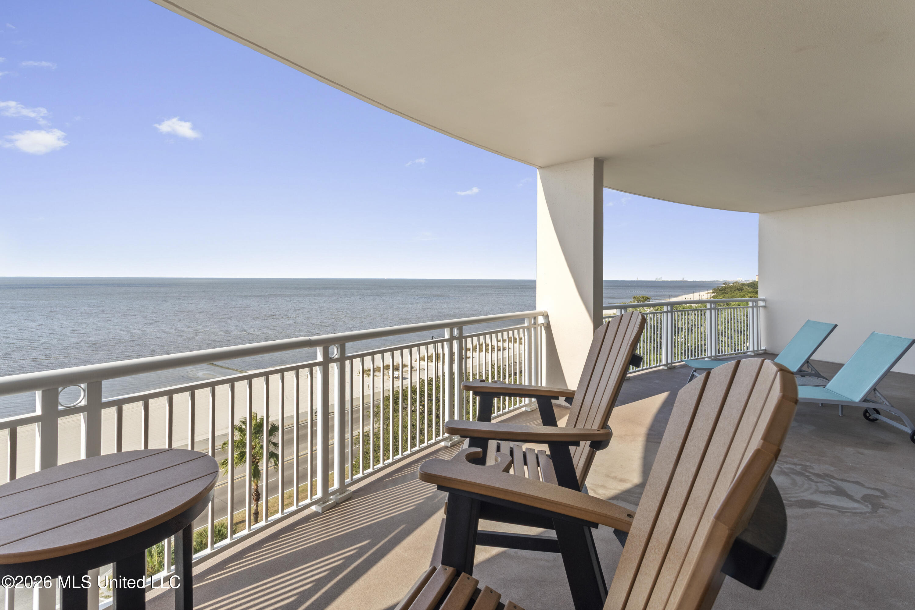 2228 Beach Drive Property Photo 36