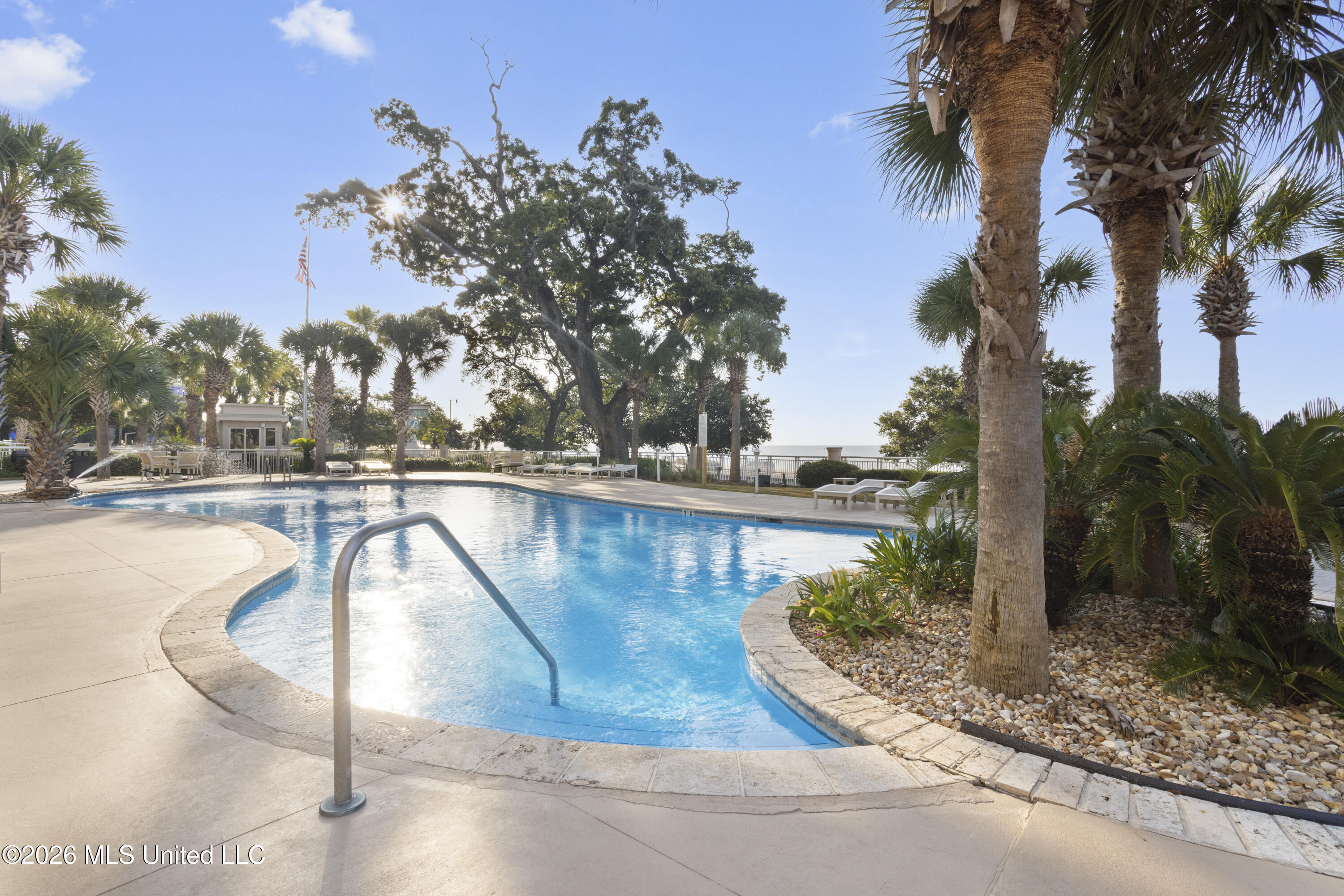 2228 Beach Drive Property Photo 39
