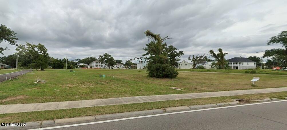 4808 W Beach Boulevard Property Photo 2