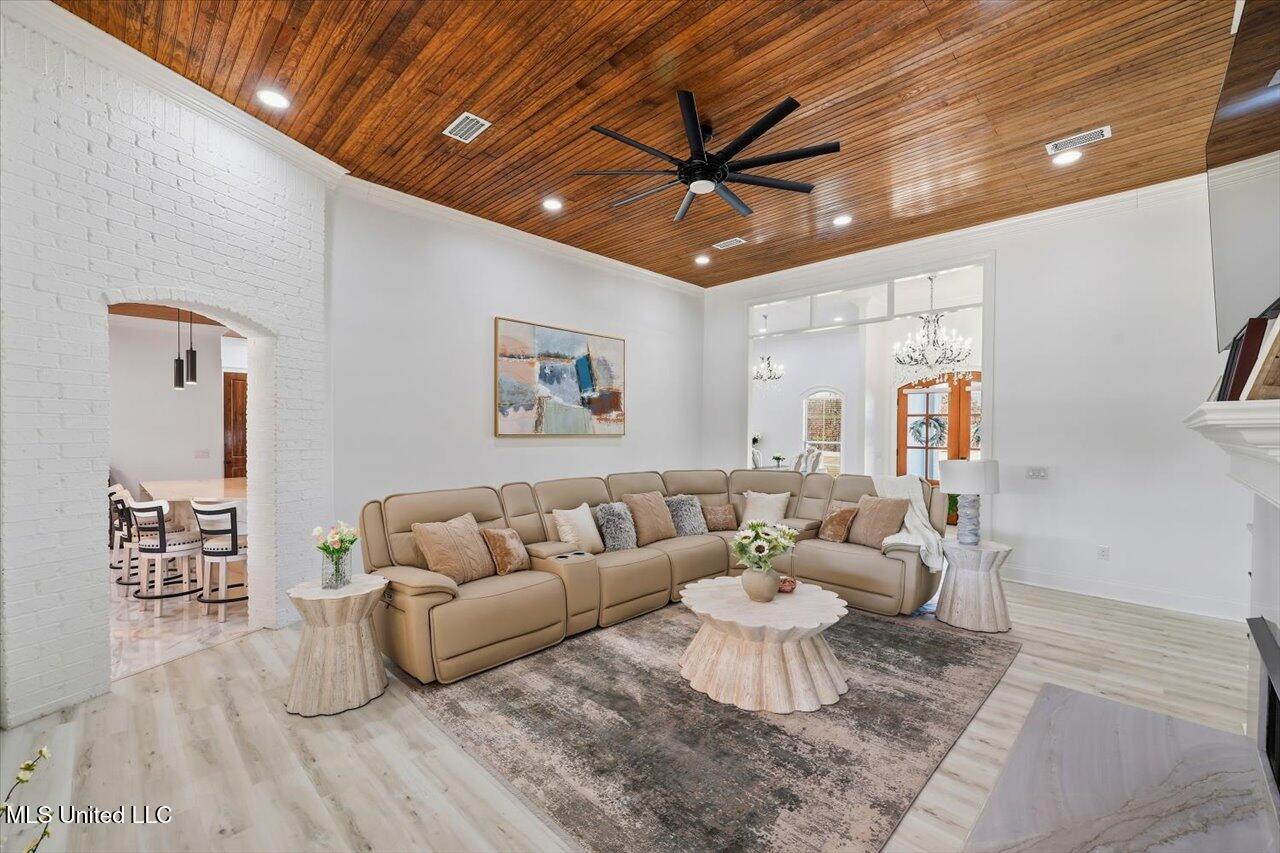 111 Pecan Ridge Property Photo 12