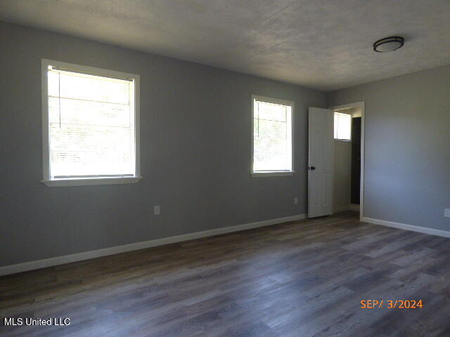 1049 Johnson Lane Property Photo 12