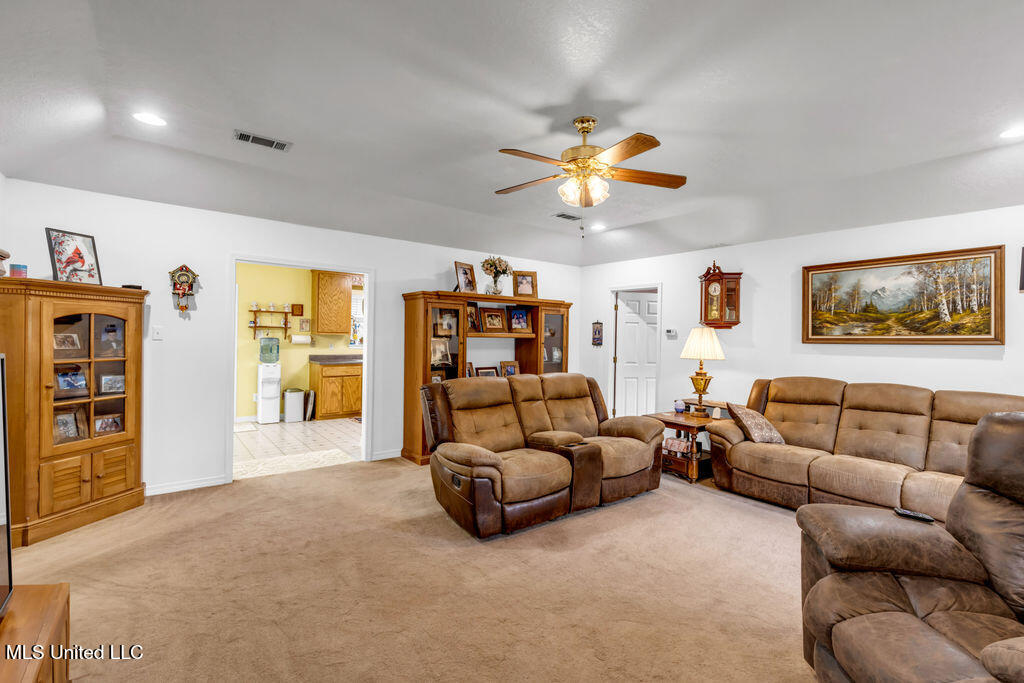 163 E Inda Road Property Photo 9