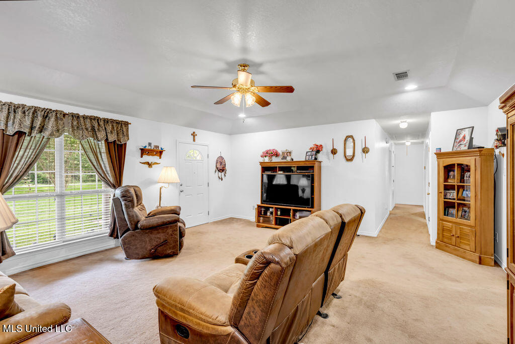 163 E Inda Road Property Photo 11