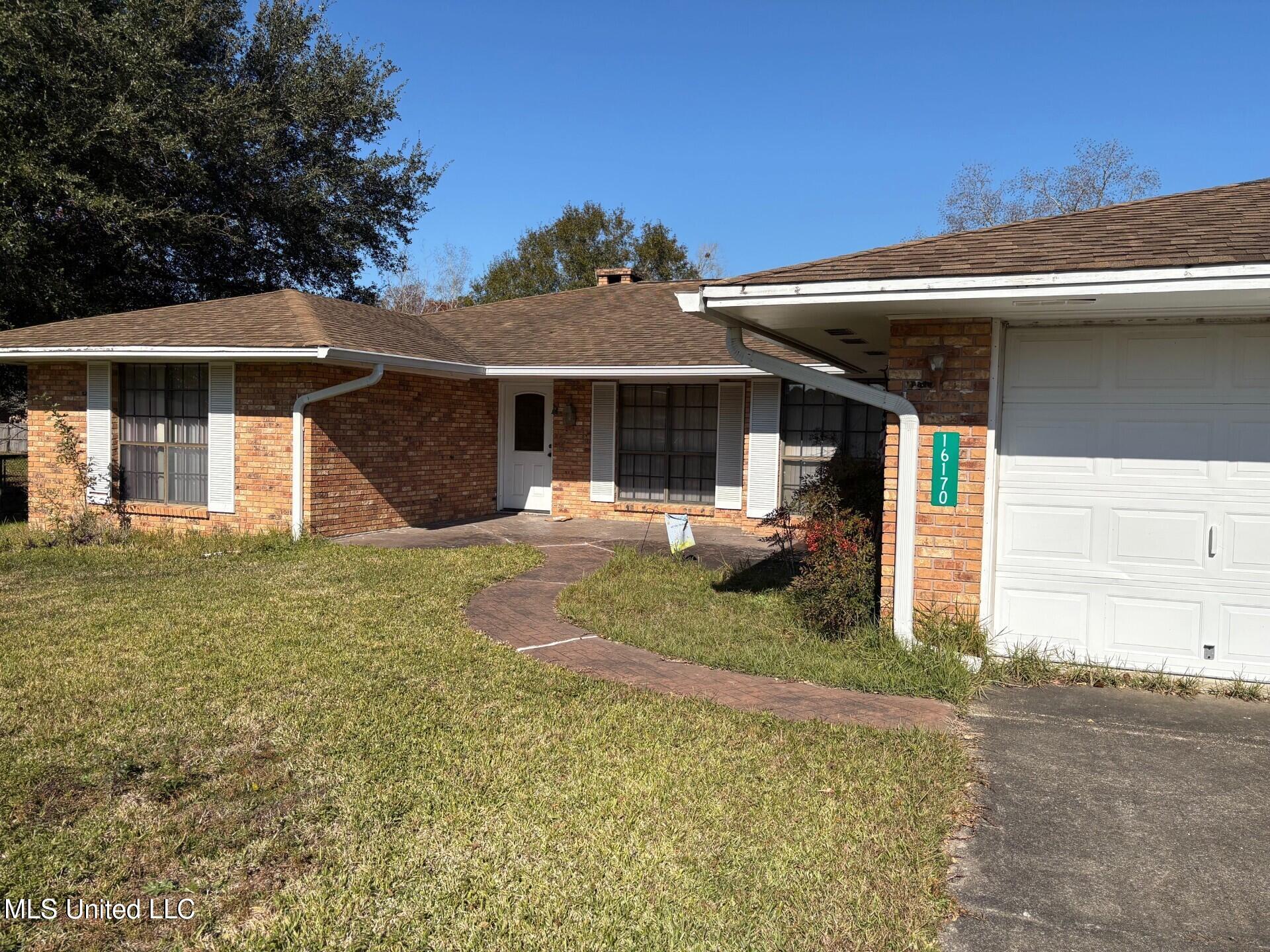 16170 Kenwood Drive Property Photo 3