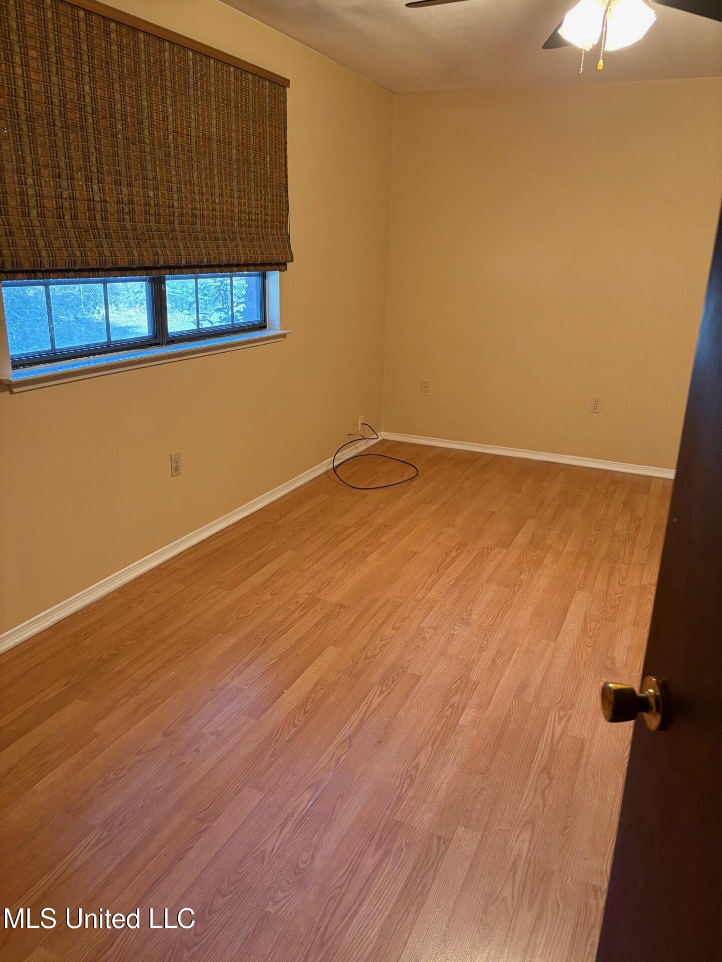 16170 Kenwood Drive Property Photo 7