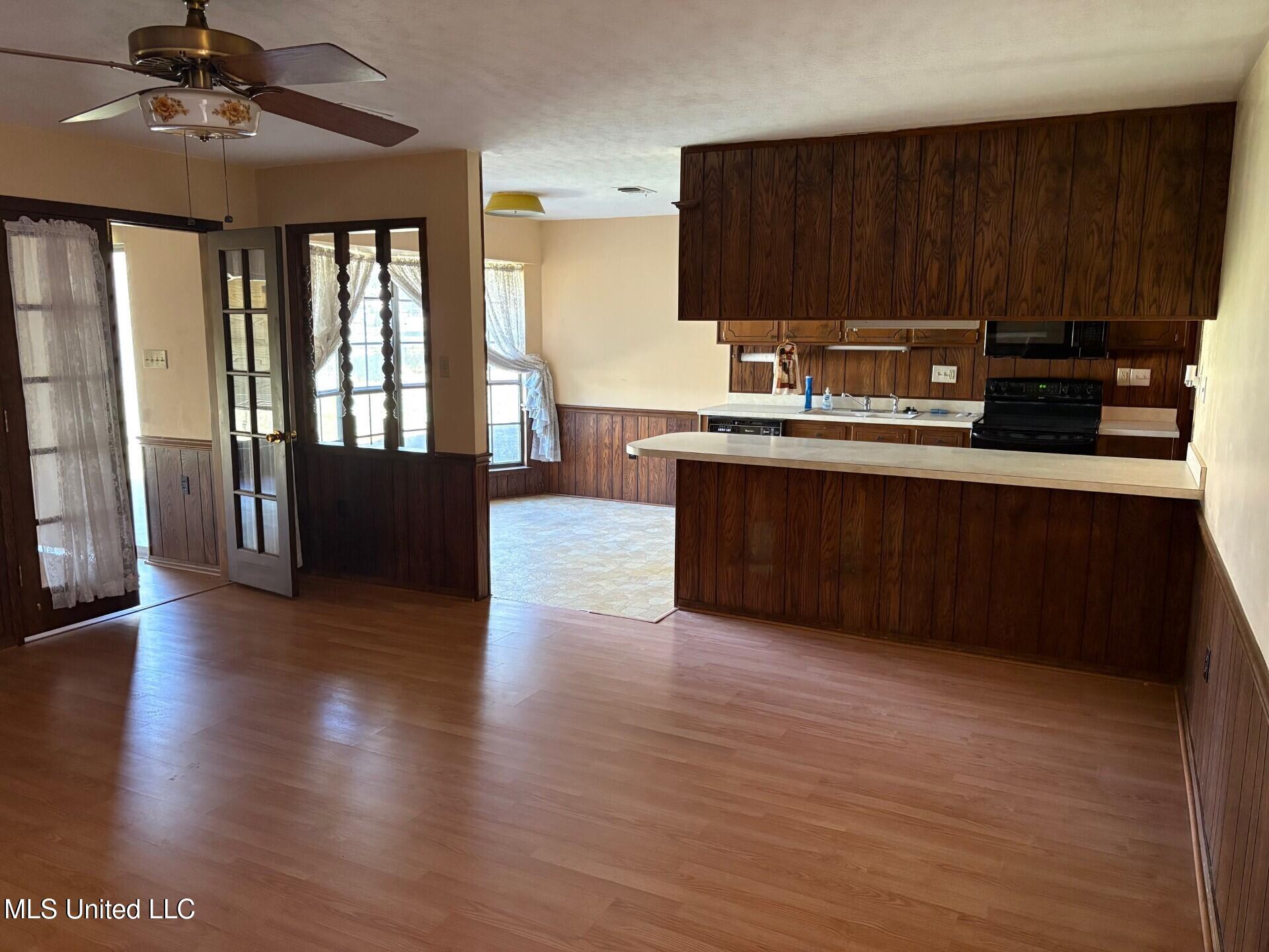 16170 Kenwood Drive Property Photo 8