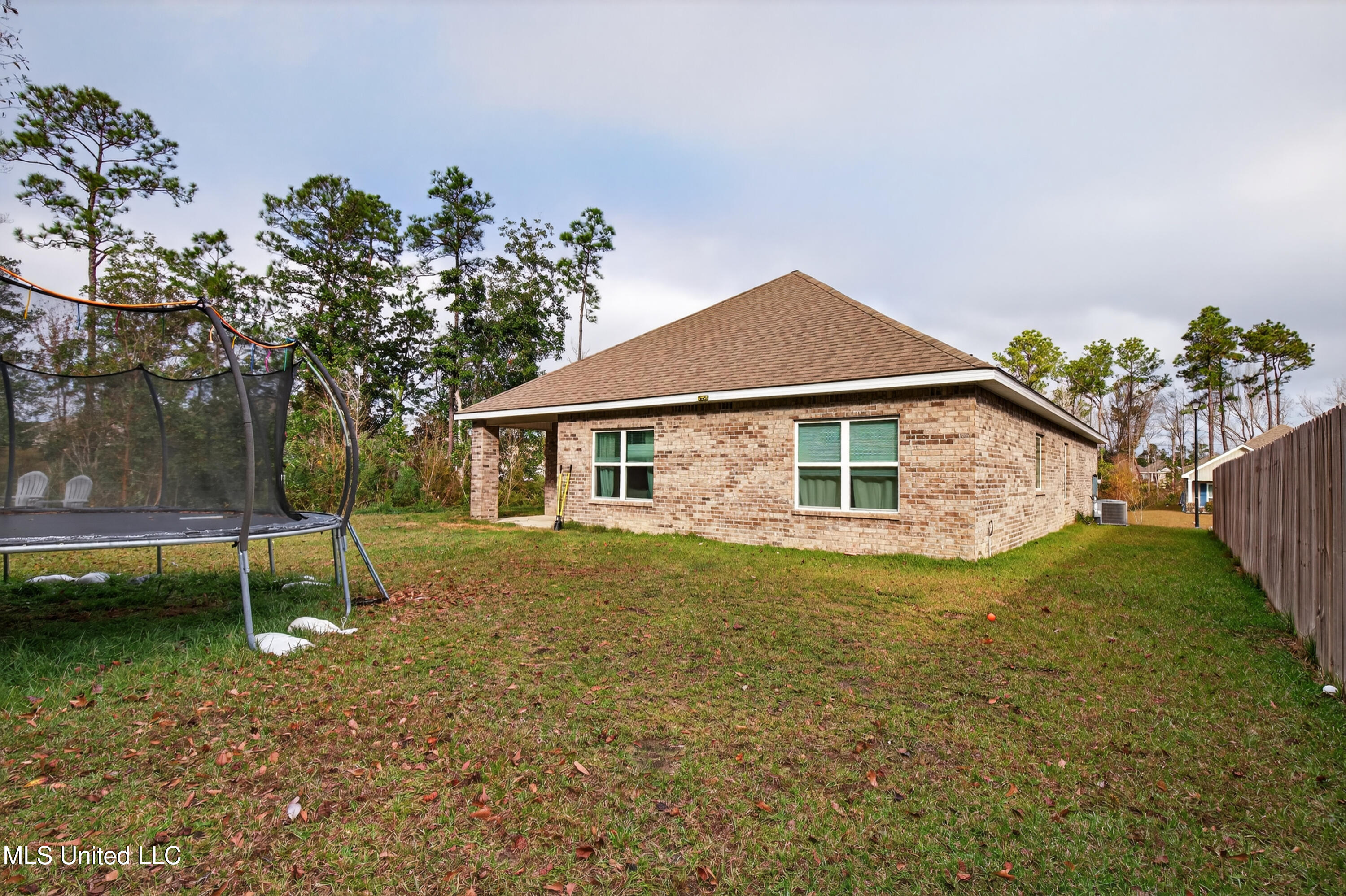 5735 Overland Drive Property Photo 30