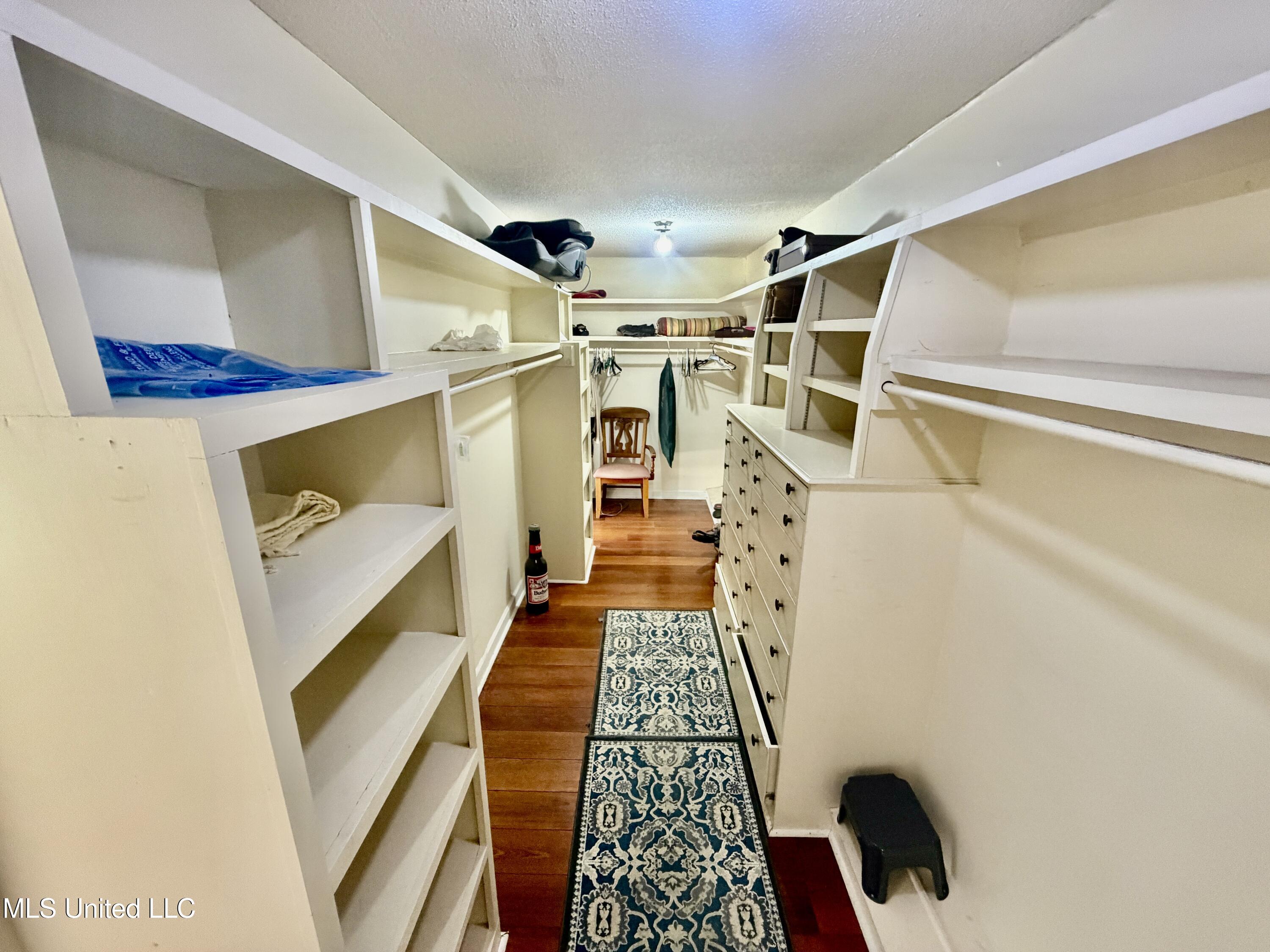 2907 Highway 8 Property Photo 12
