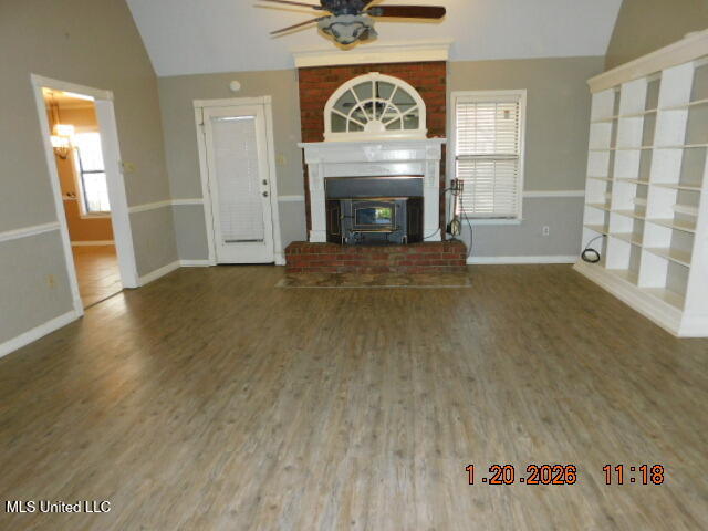 7248 Kingcrest Road Property Photo 6