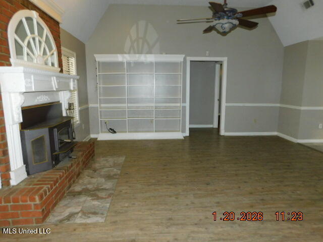 7248 Kingcrest Road Property Photo 7