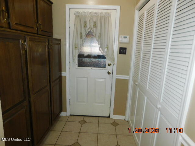 7248 Kingcrest Road Property Photo 16