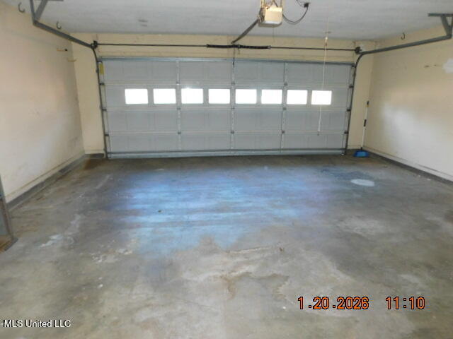 7248 Kingcrest Road Property Photo 18