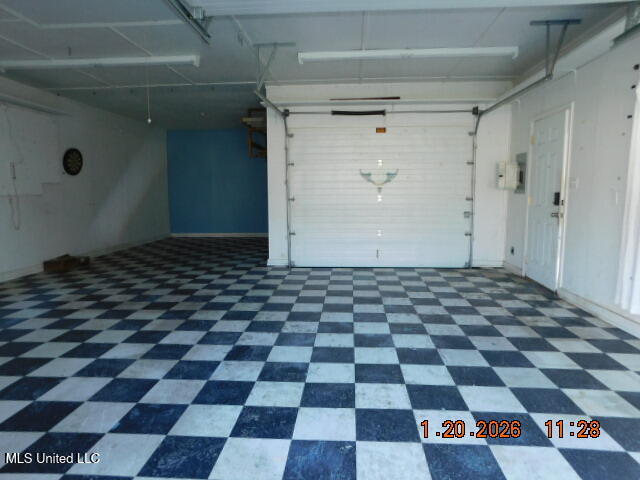 7248 Kingcrest Road Property Photo 24