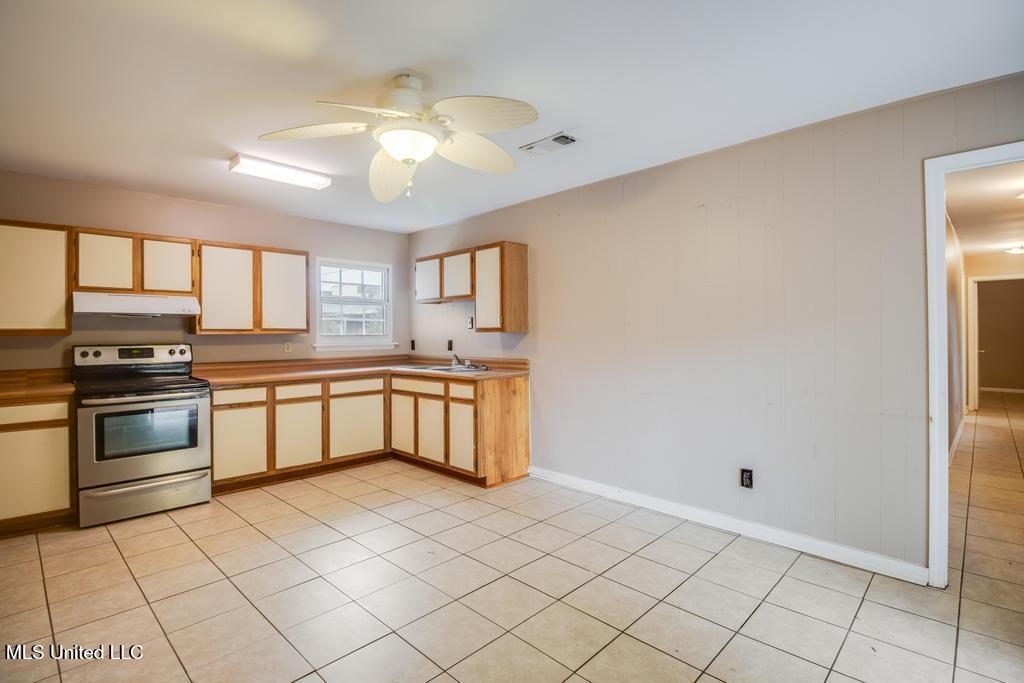 28 Woodglen Drive Property Photo 35
