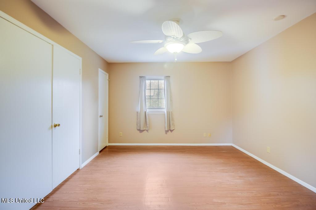 28 Woodglen Drive Property Photo 37