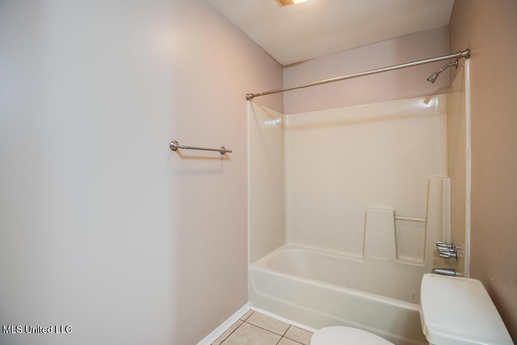 28 Woodglen Drive Property Photo 39