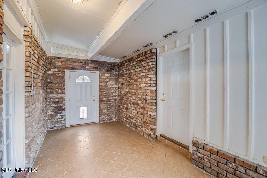 28 Woodglen Drive Property Photo 48
