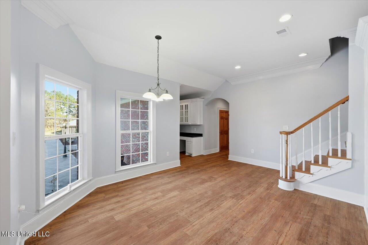 123 Lakeshire Cove Property Photo 24