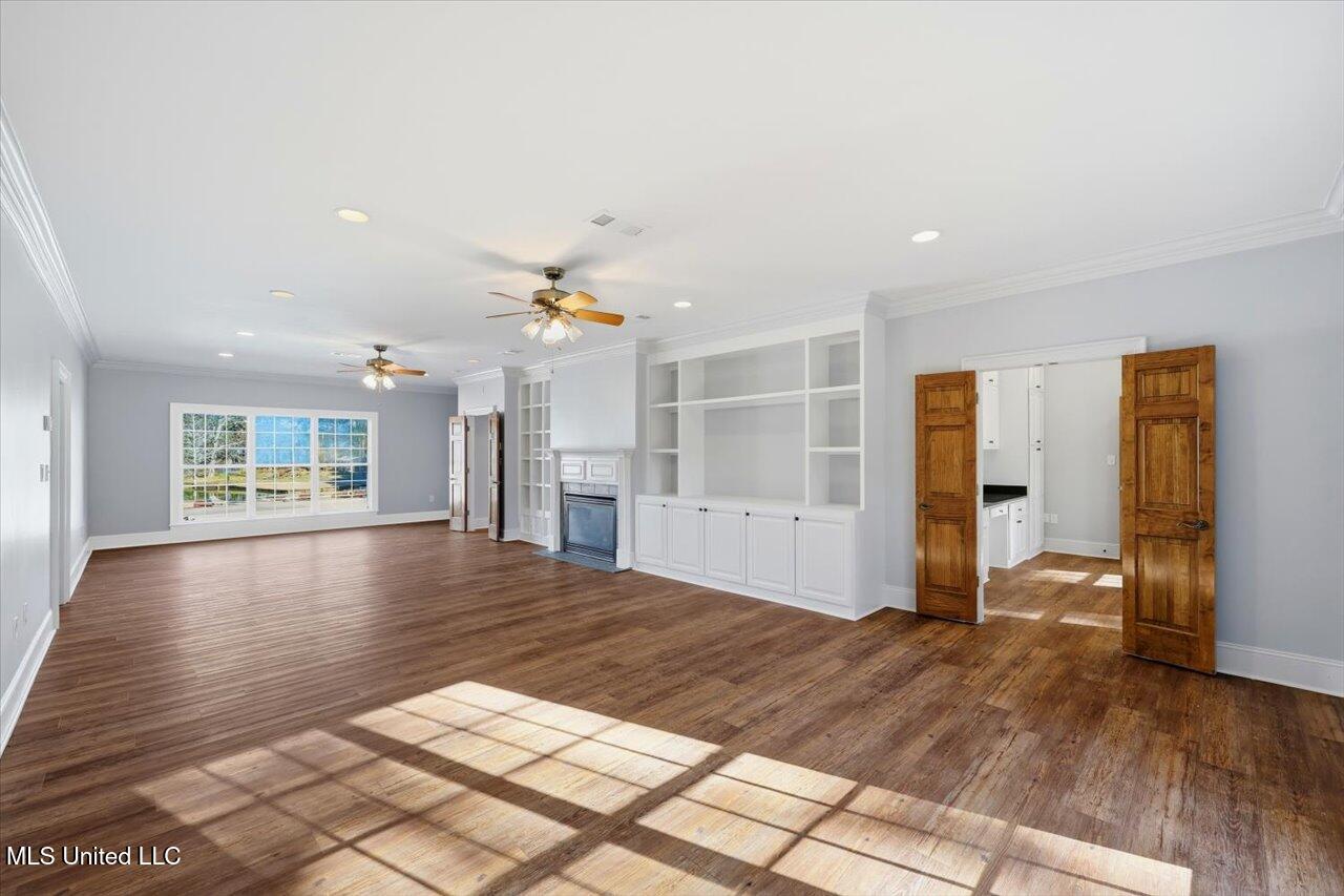 123 Lakeshire Cove Property Photo 40