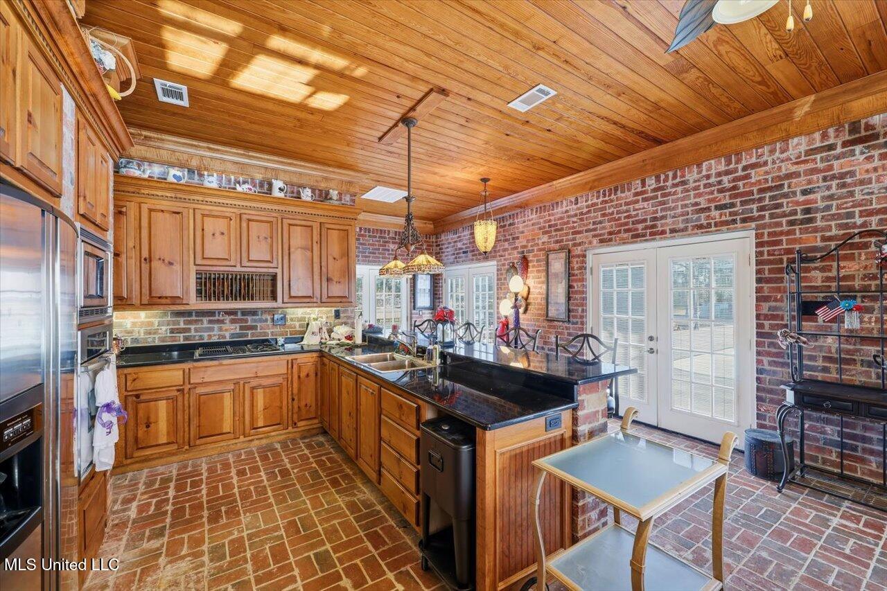 123 Lakeshire Cove Property Photo 66