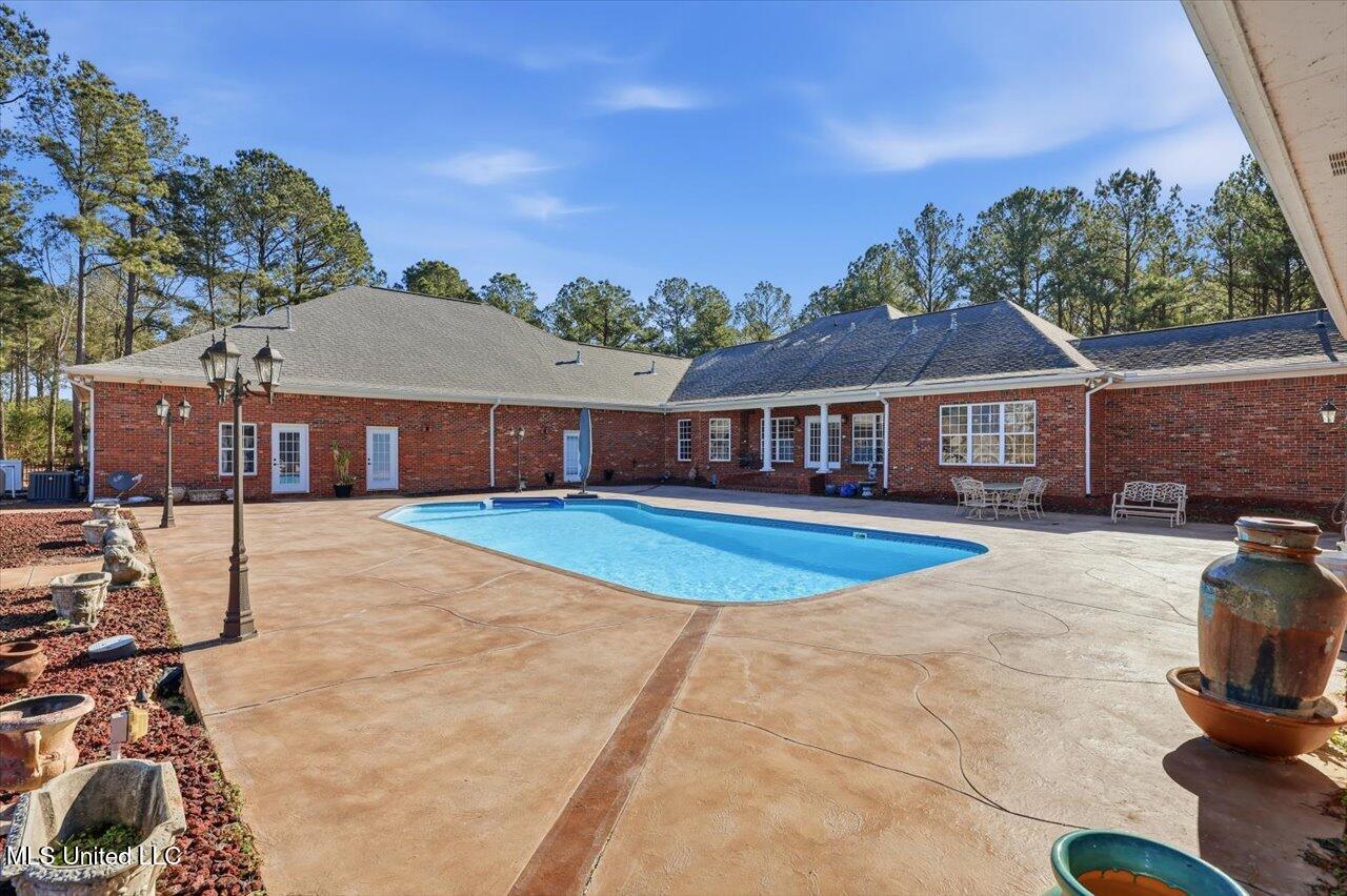 123 Lakeshire Cove Property Photo 85