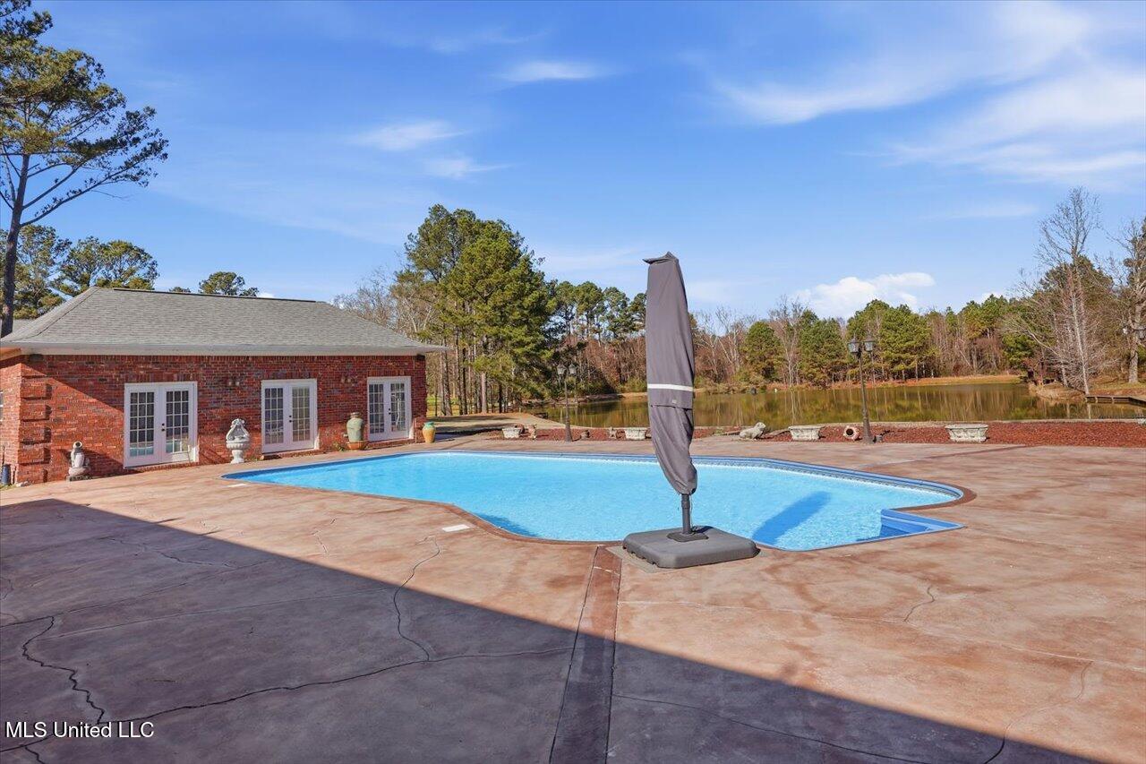 123 Lakeshire Cove Property Photo 87