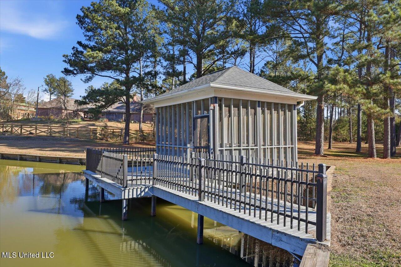123 Lakeshire Cove Property Photo 89