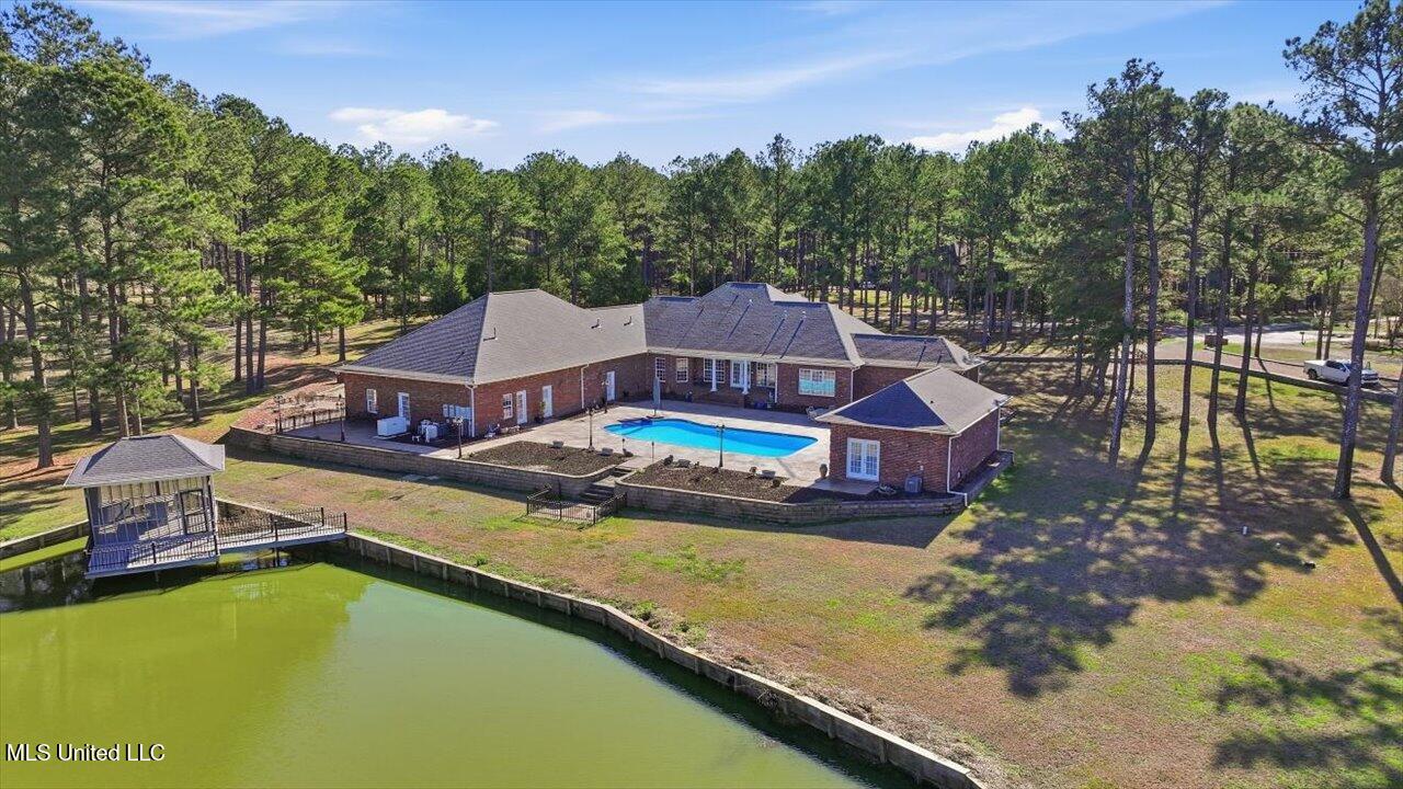 123 Lakeshire Cove Property Photo 124