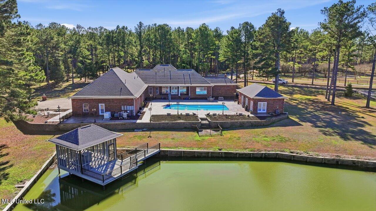 123 Lakeshire Cove Property Photo 125