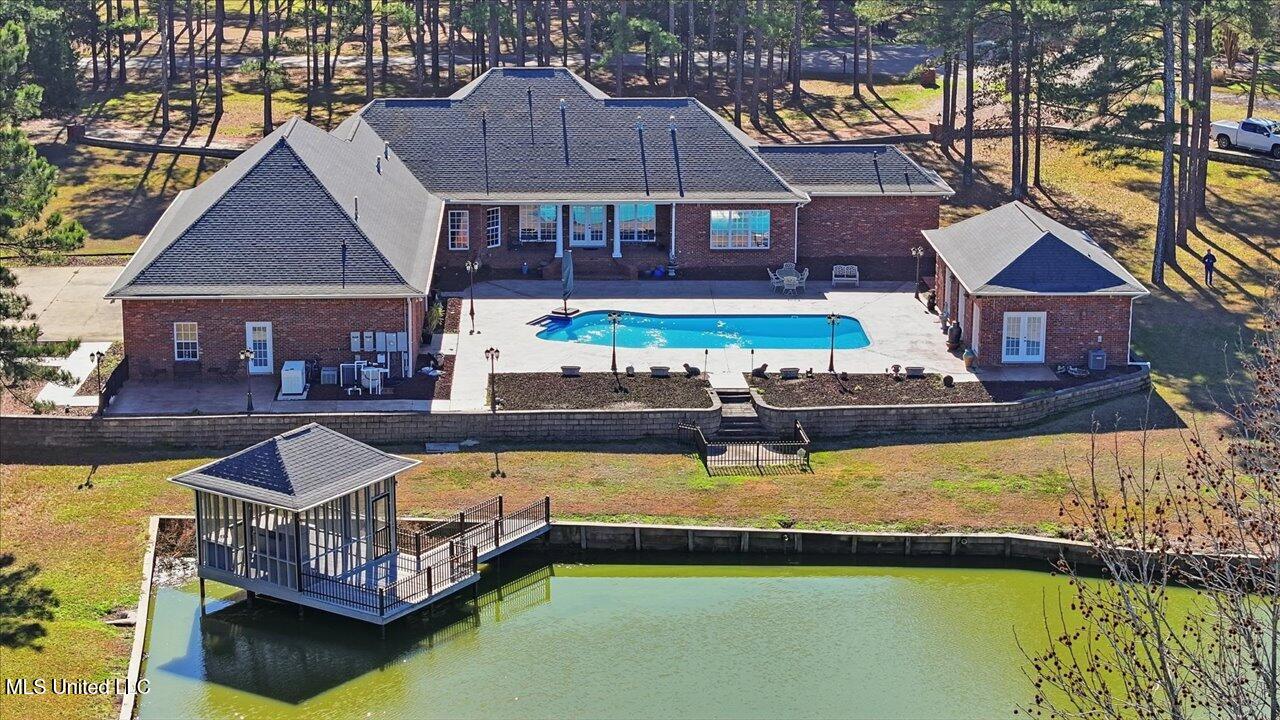 123 Lakeshire Cove Property Photo 126