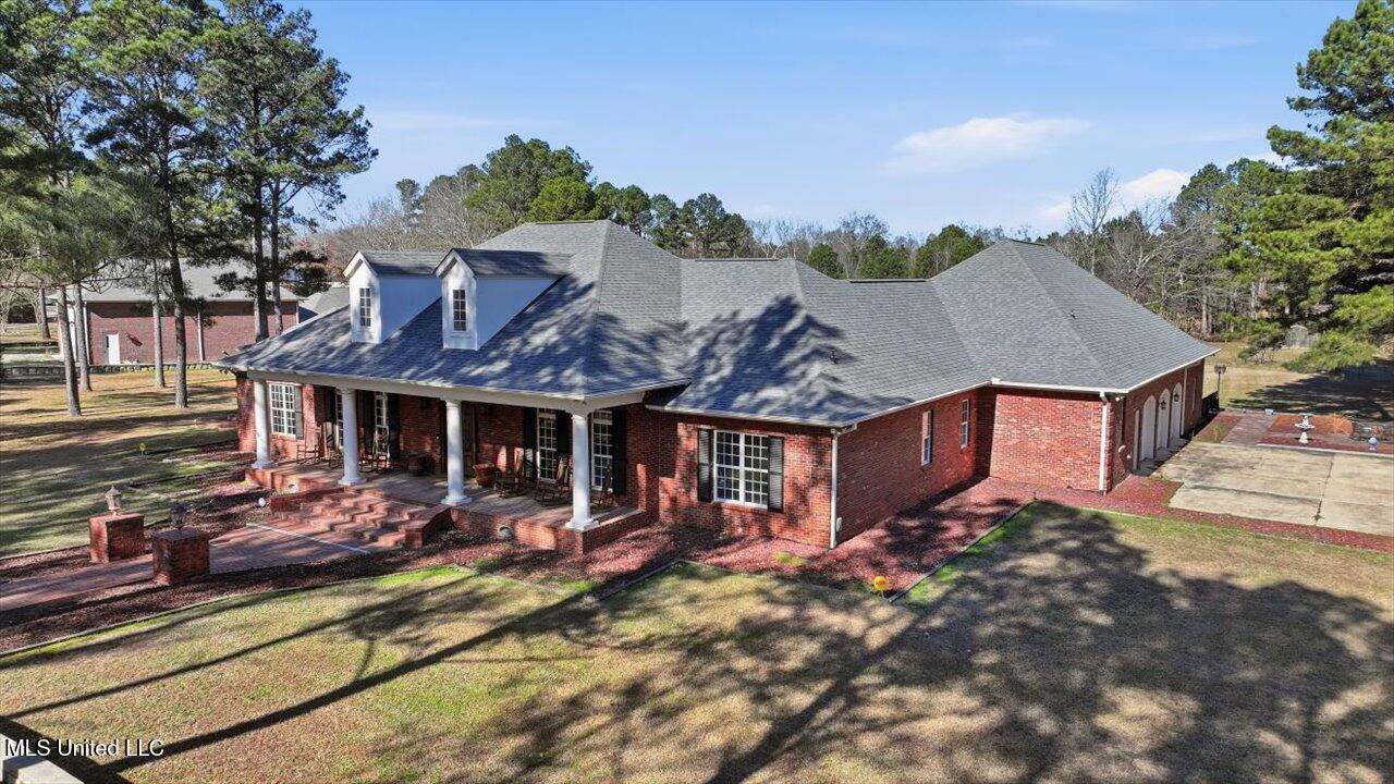 123 Lakeshire Cove Property Photo 134