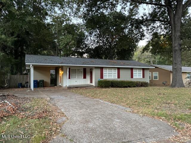 205 Holly Drive Property Photo 1